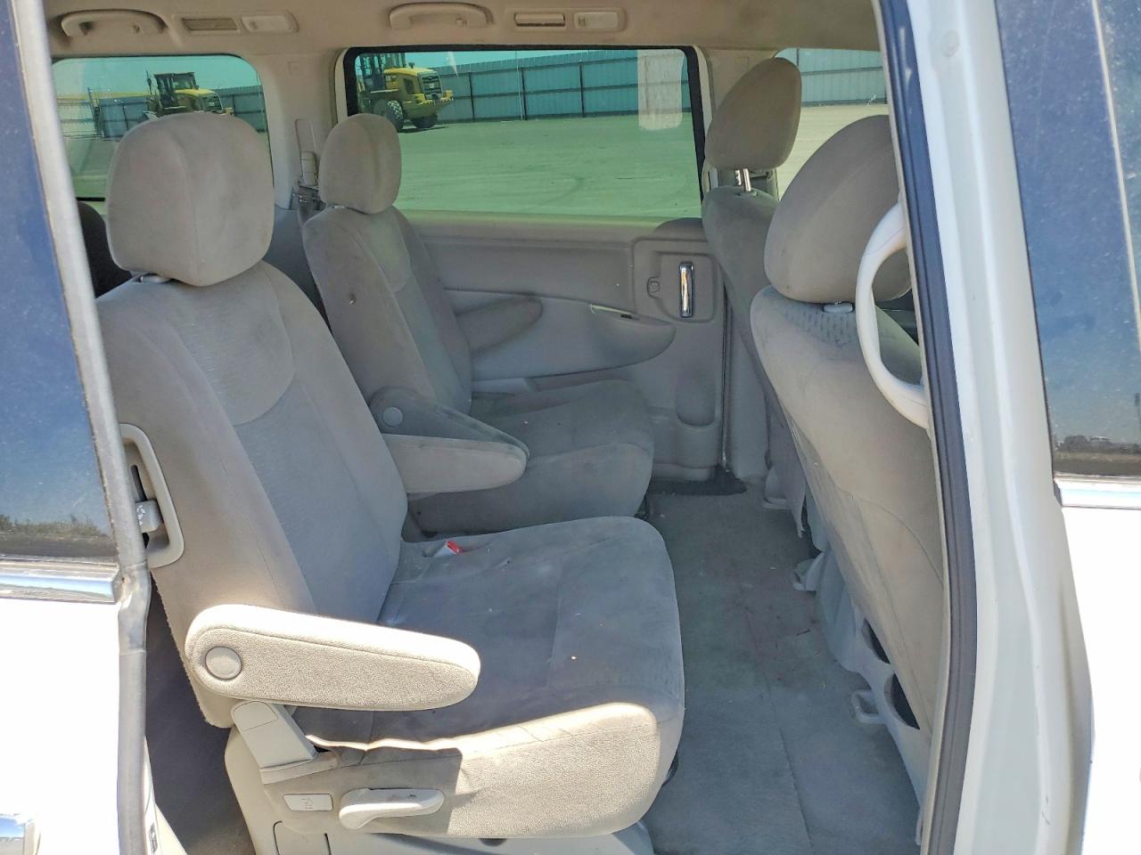 2013 Nissan Quest 3.5 S White vin: JN8AE2KP1D9071208