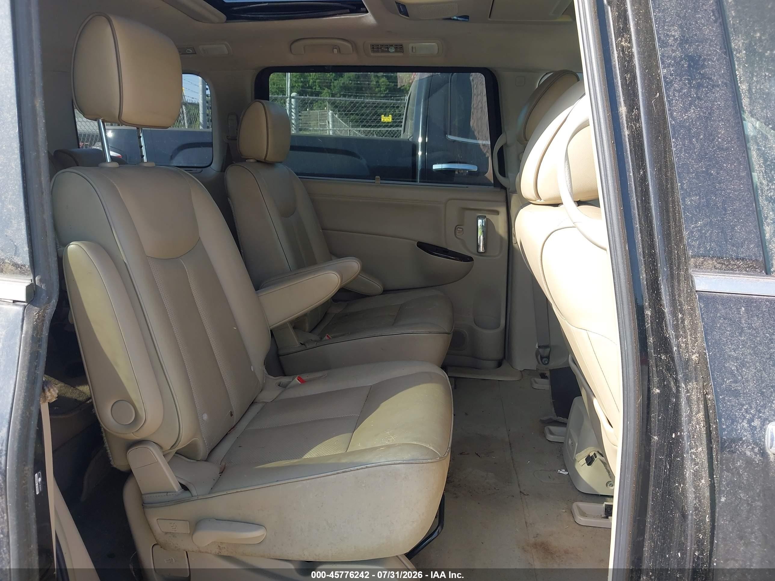 2012 Nissan Quest Le Gray vin: JN8AE2KP2C9048096