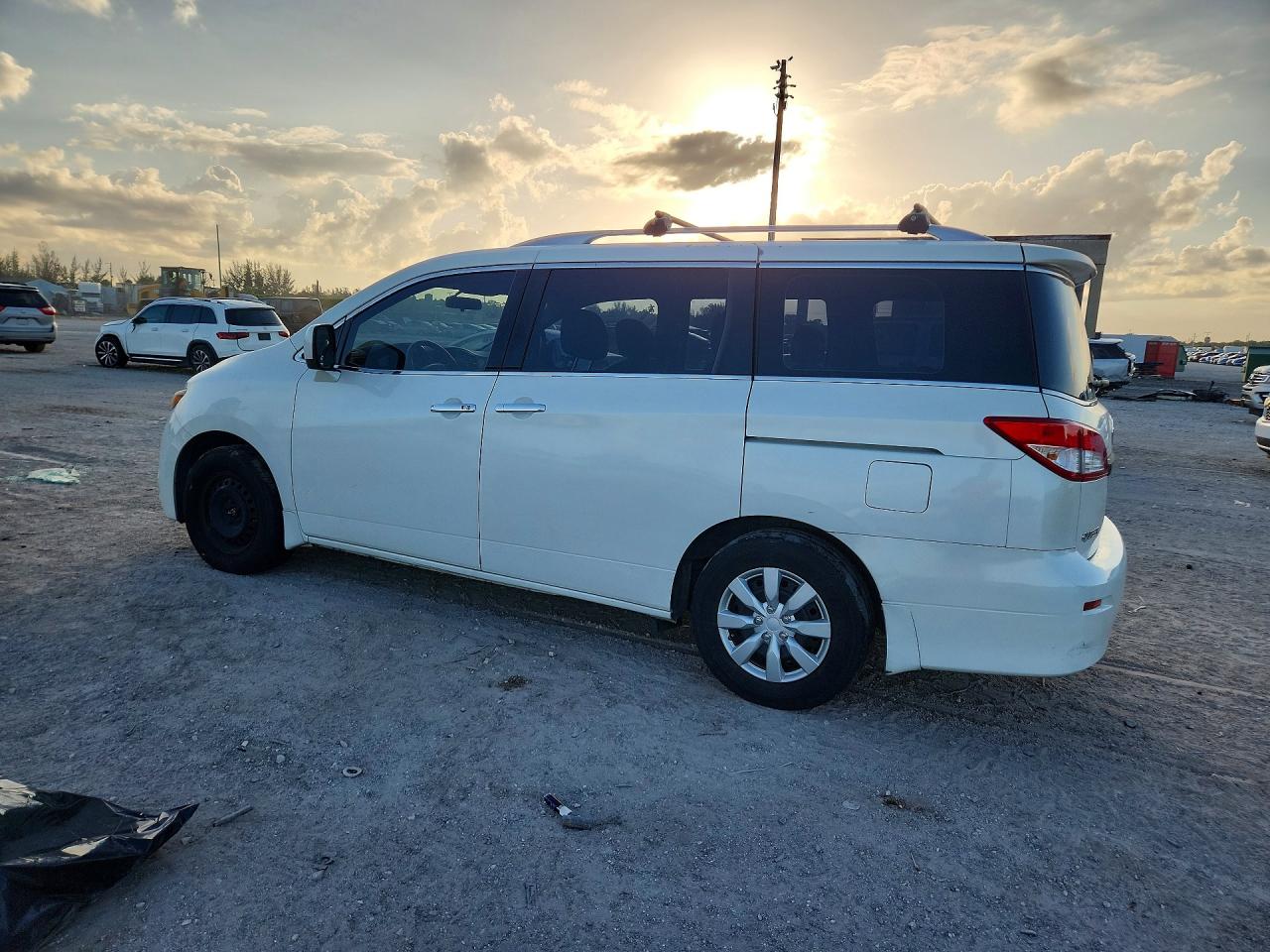 2013 Nissan Quest 3.5 S Белый vin: JN8AE2KP2D9071458