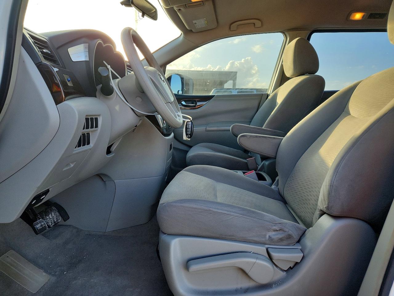 2013 Nissan Quest 3.5 S Белый vin: JN8AE2KP2D9071458