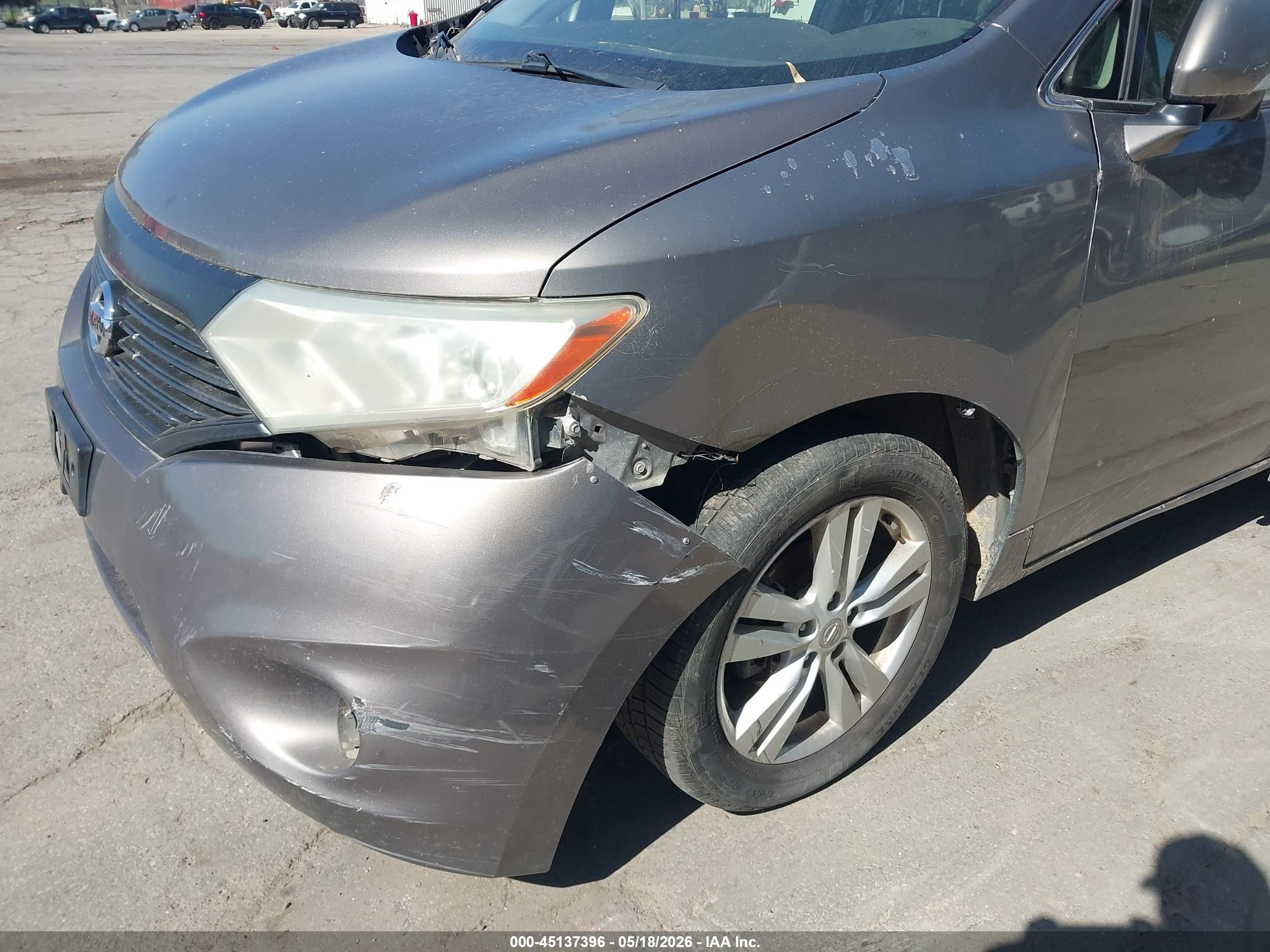 2014 Nissan Quest Le Серый vin: JN8AE2KP2E9100605