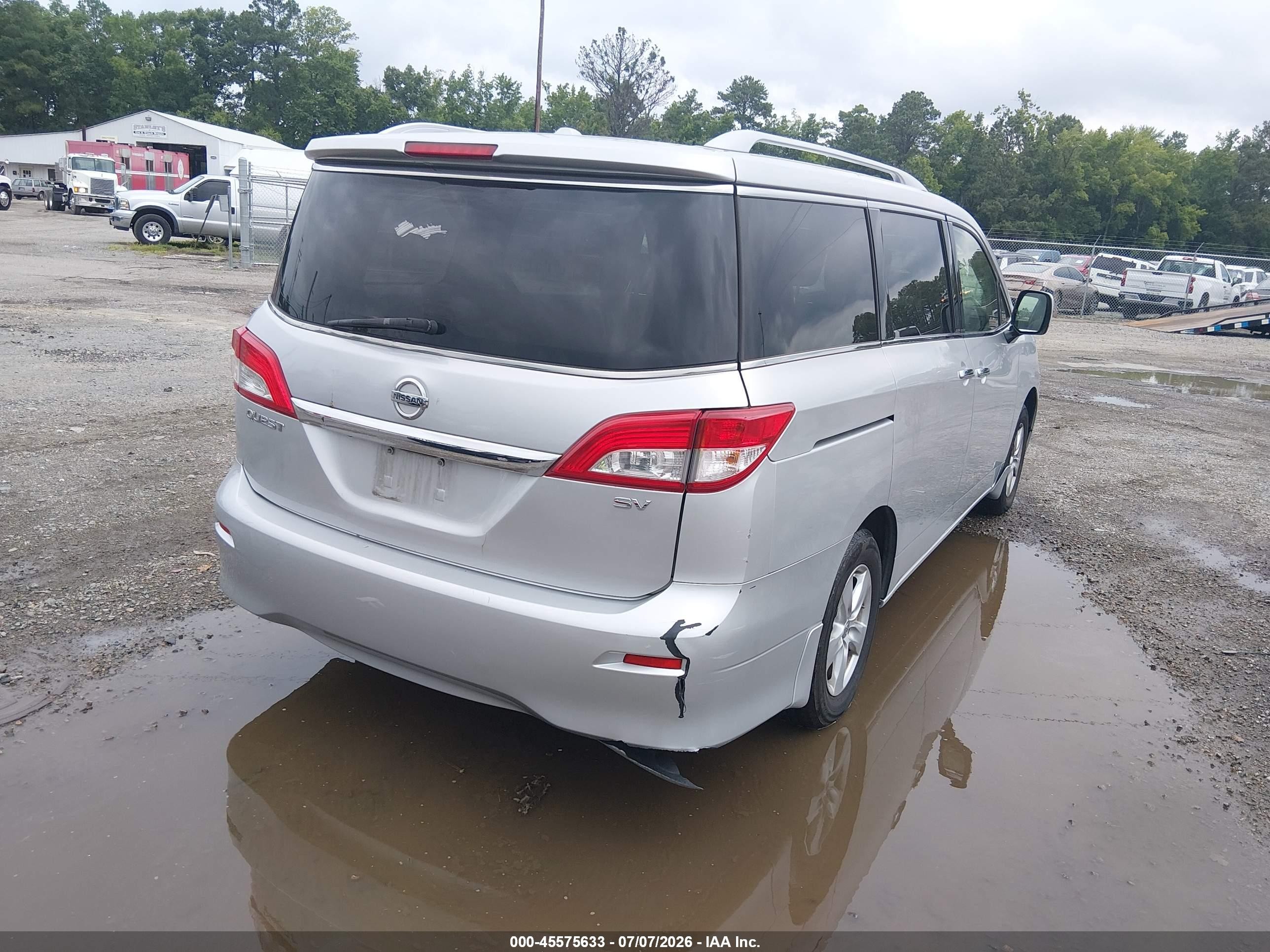 2015 Nissan Quest Sv Silver vin: JN8AE2KP2F9131063