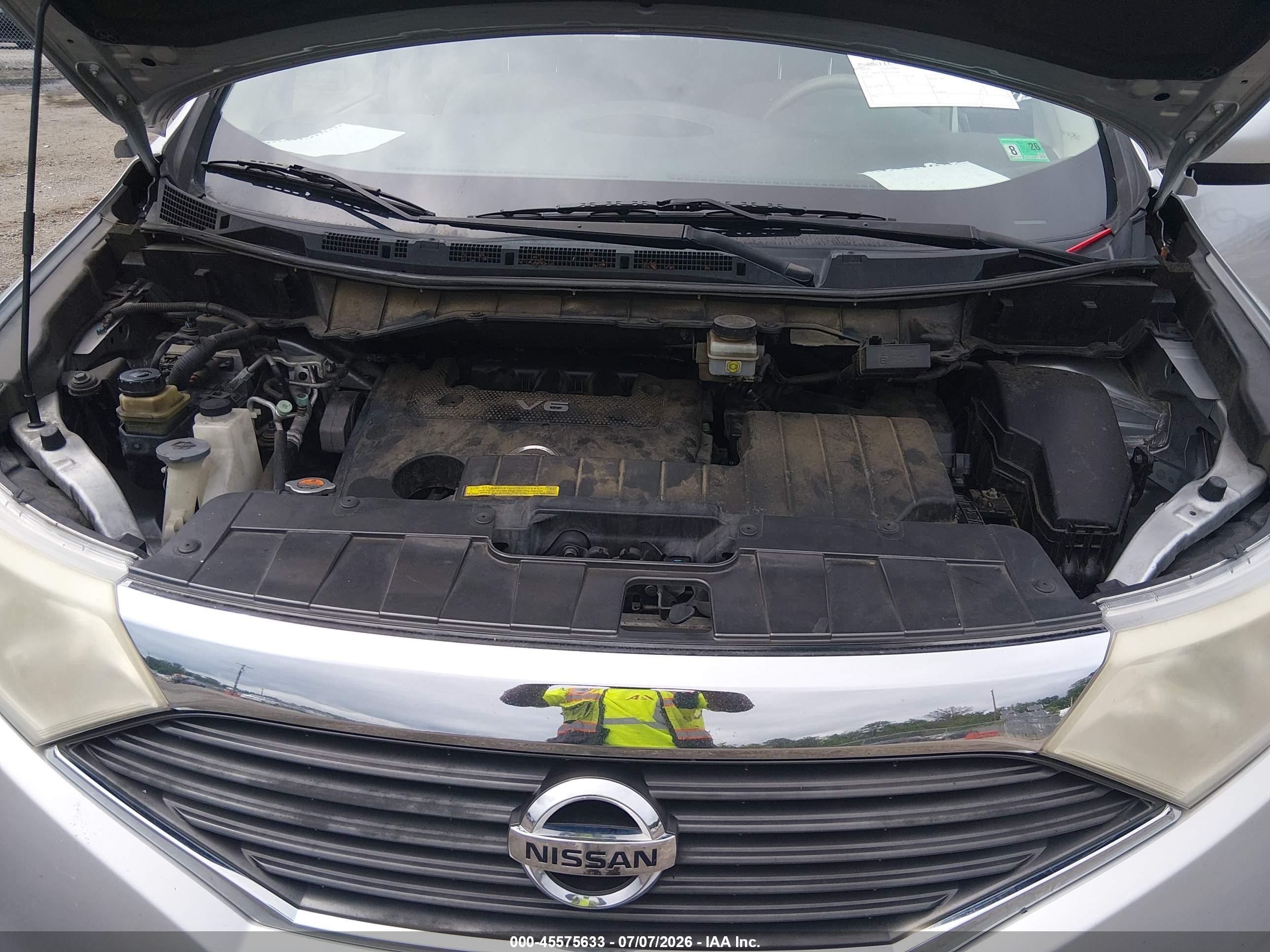 2015 Nissan Quest Sv Silver vin: JN8AE2KP2F9131063