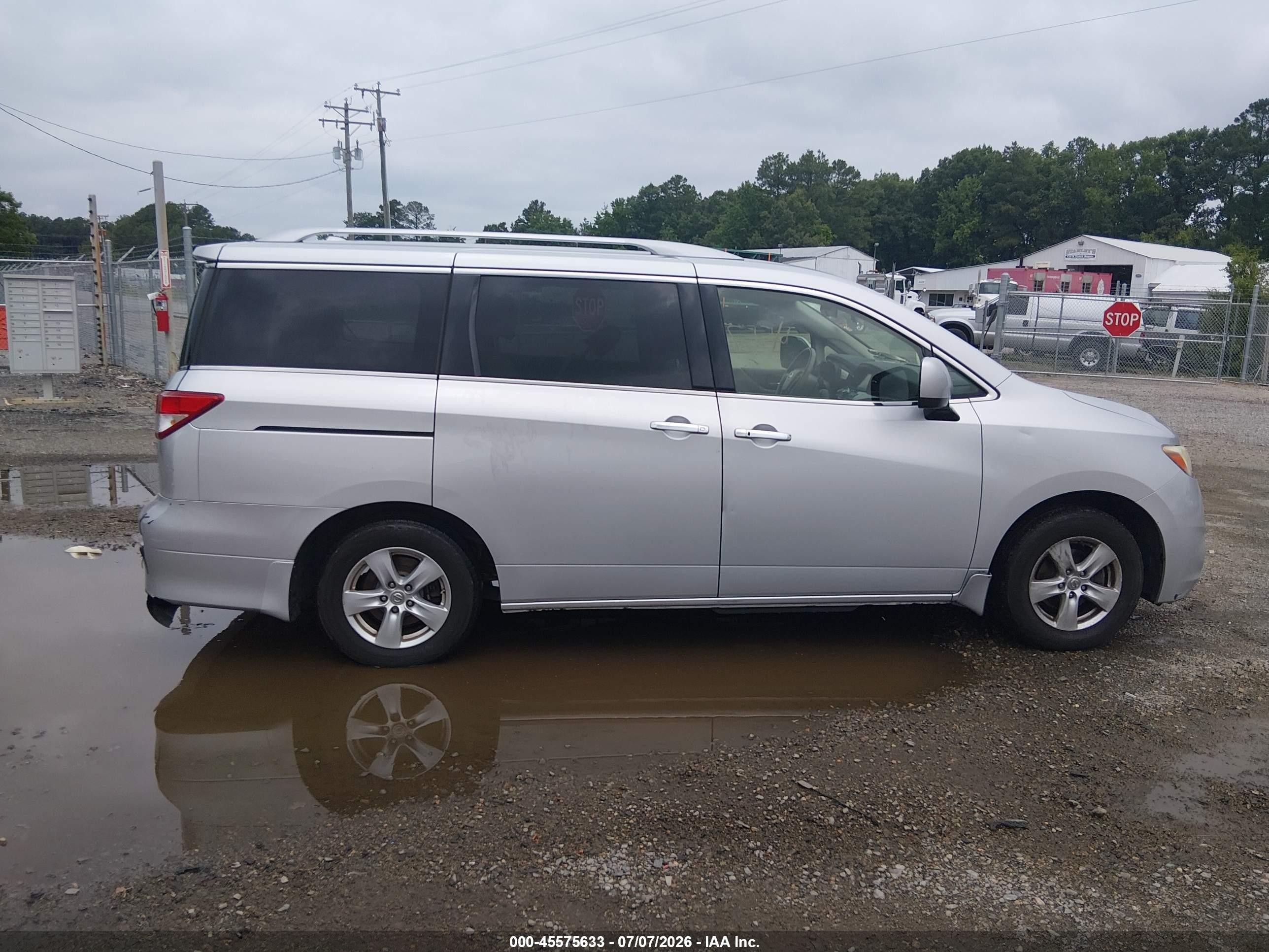 2015 Nissan Quest Sv Silver vin: JN8AE2KP2F9131063