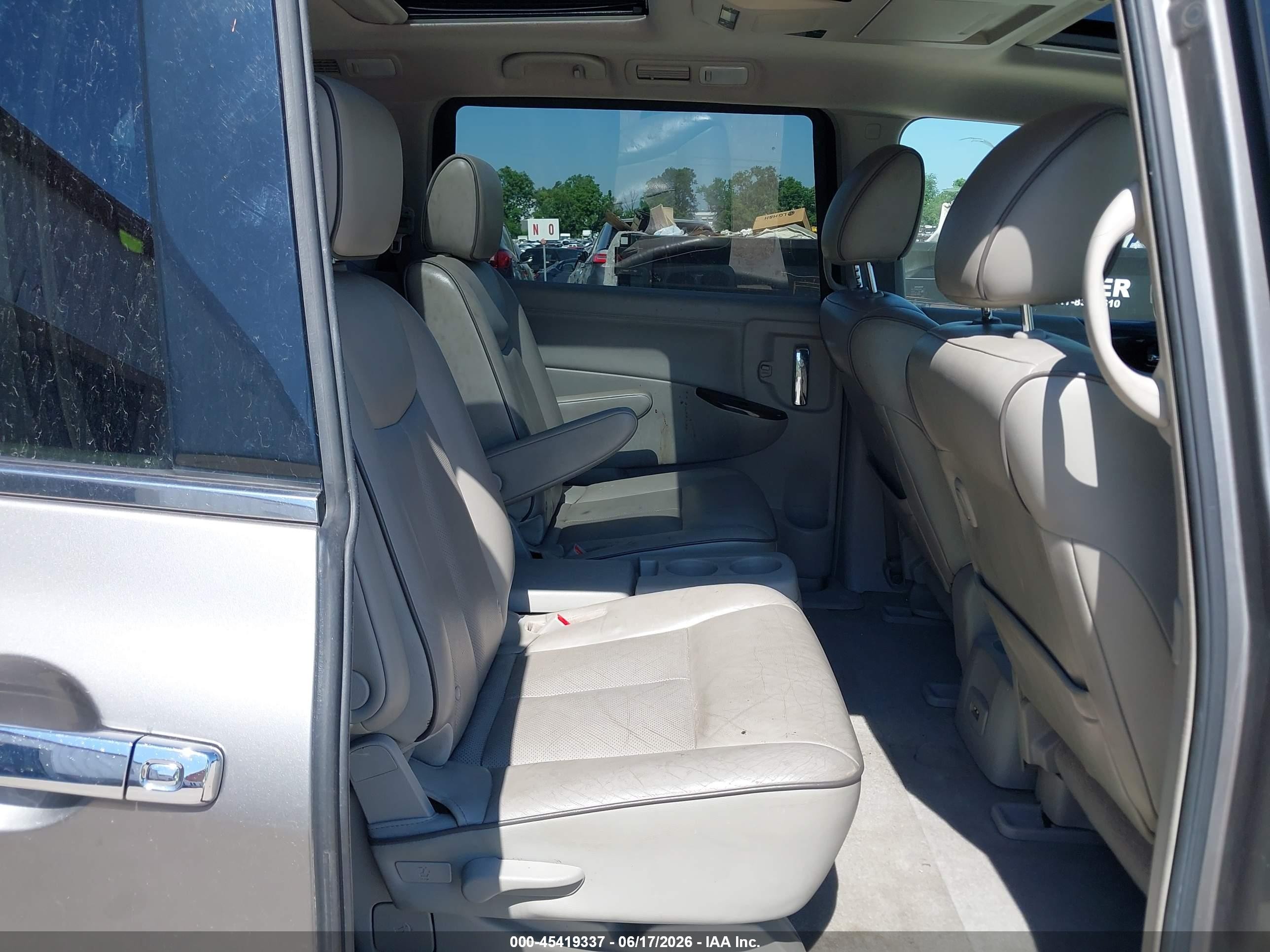 2011 Nissan Quest Sl Gold vin: JN8AE2KP3B9006034