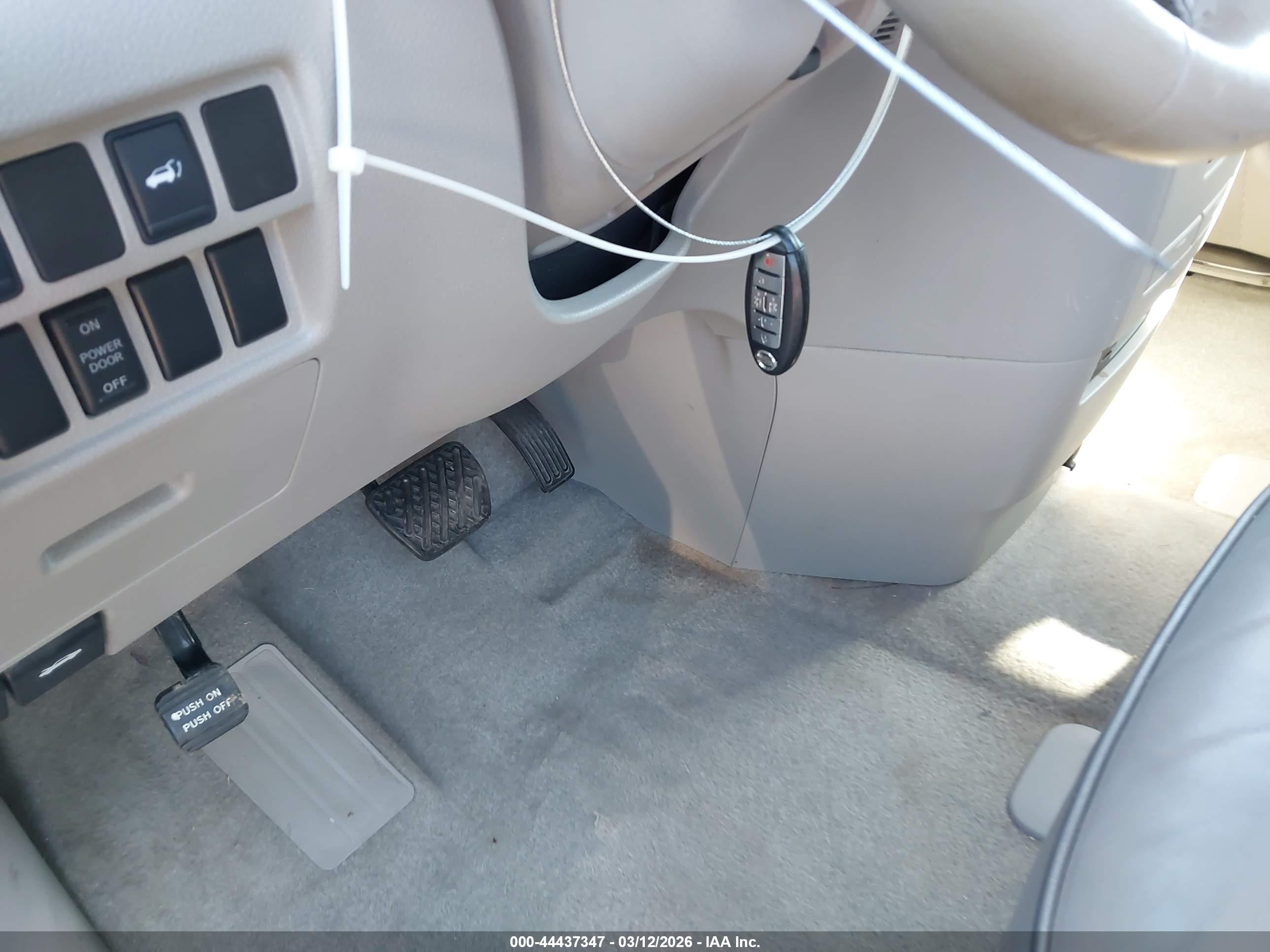 2012 Nissan Quest Sl Silver vin: JN8AE2KP3C9048494