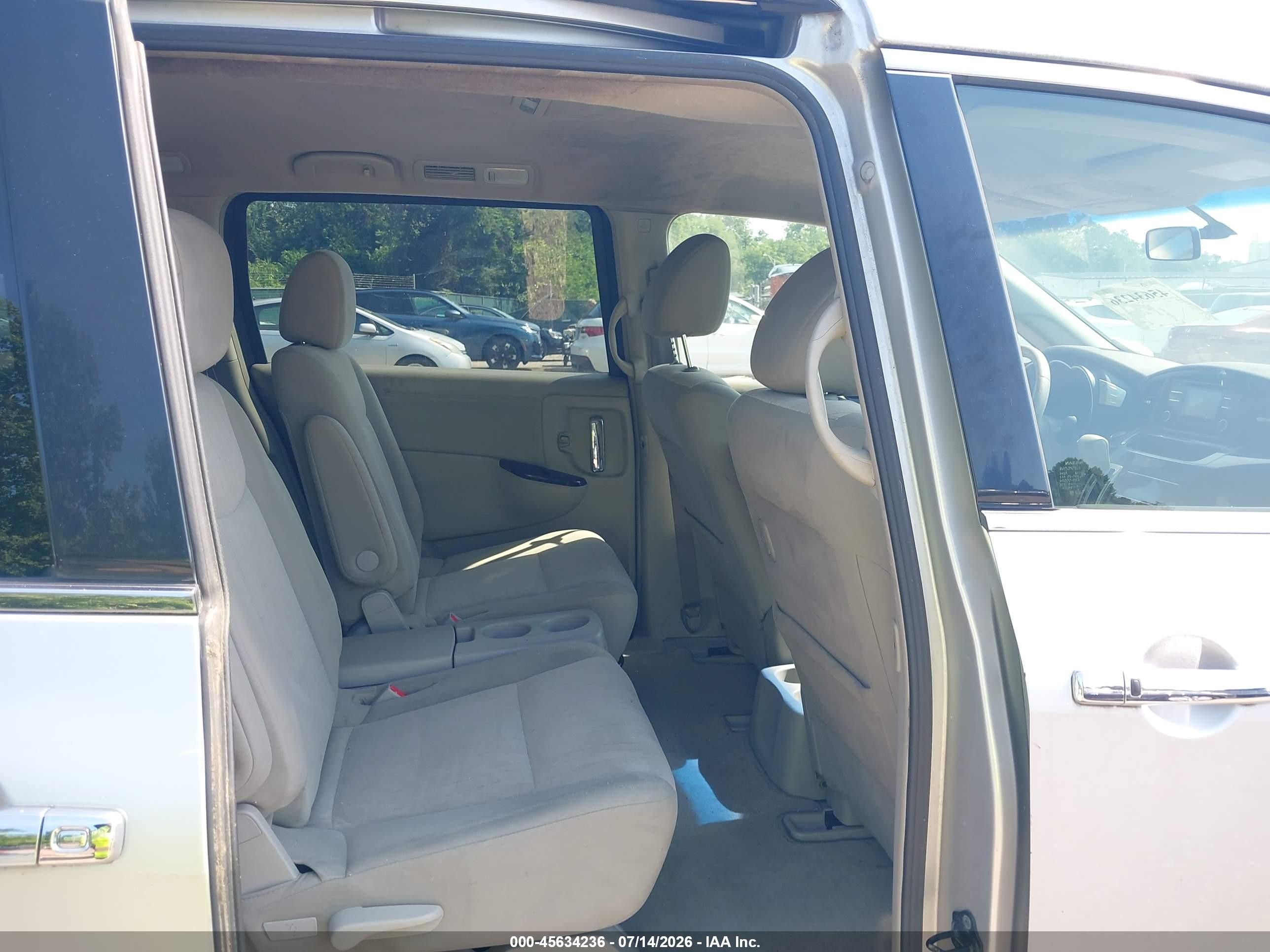 2013 Nissan Quest Sv Silver vin: JN8AE2KP3D9062185