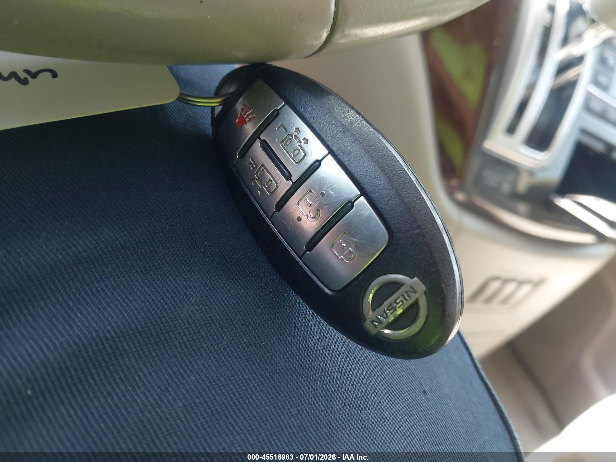 2013 Nissan Quest Sv Silver vin: JN8AE2KP3D9068388