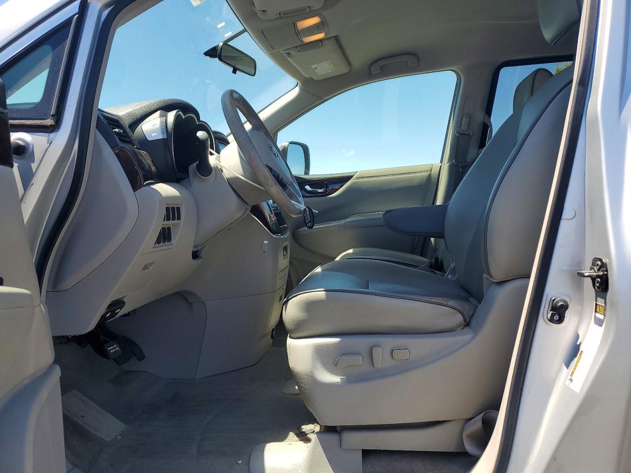 2015 Nissan Quest 3.5 Sv Silver vin: JN8AE2KP3F9131122
