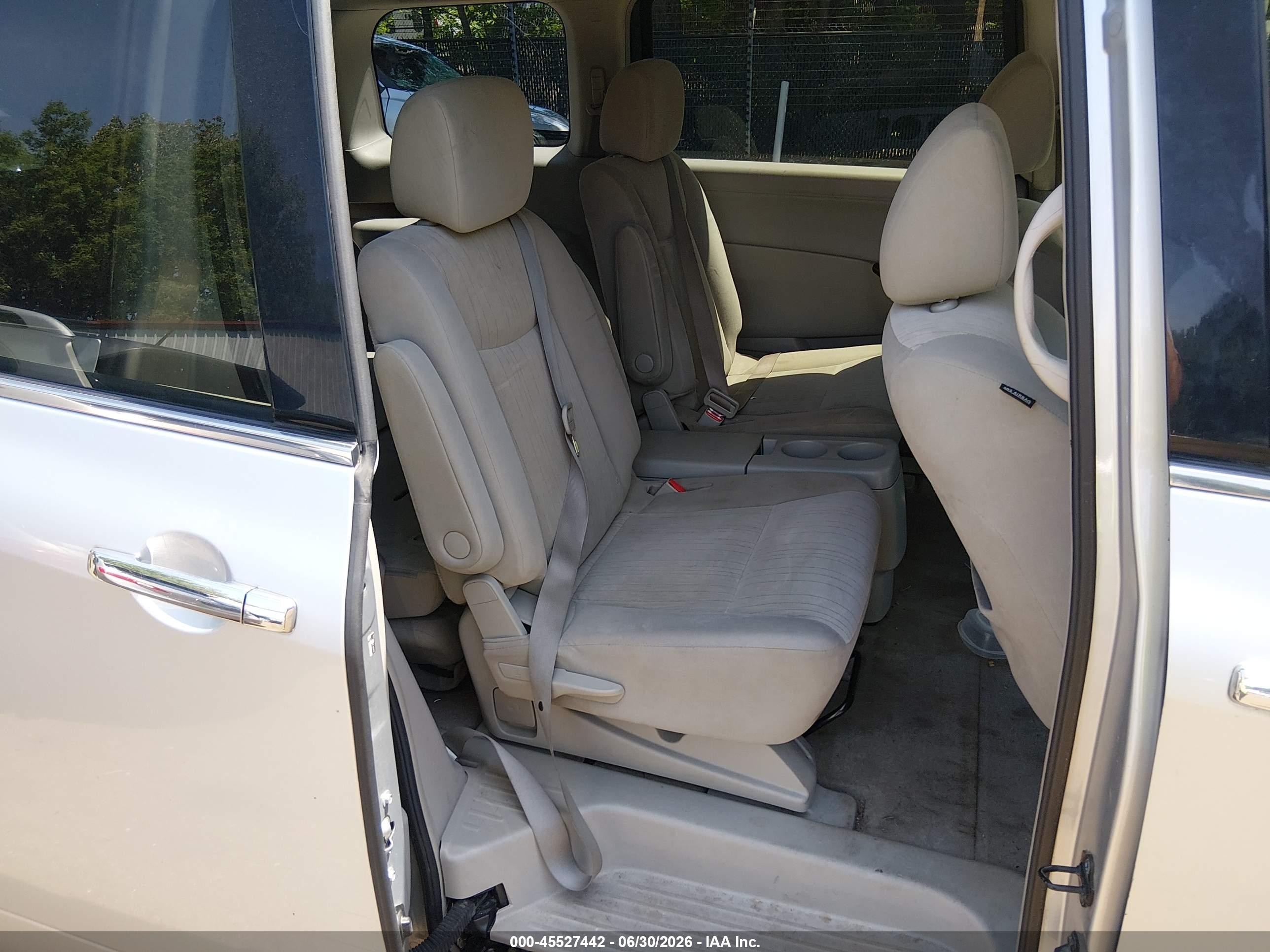 2011 Nissan Quest S Silver vin: JN8AE2KP4B9012215