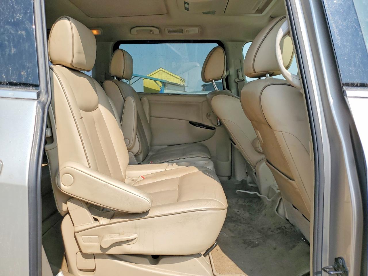 2012 Nissan Quest 3.5 S Silver vin: JN8AE2KP4C9038640