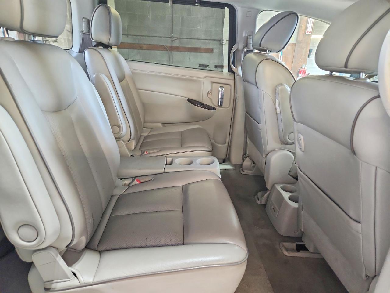 2011 Nissan Quest 3.5 S Silver vin: JN8AE2KP5B9005788