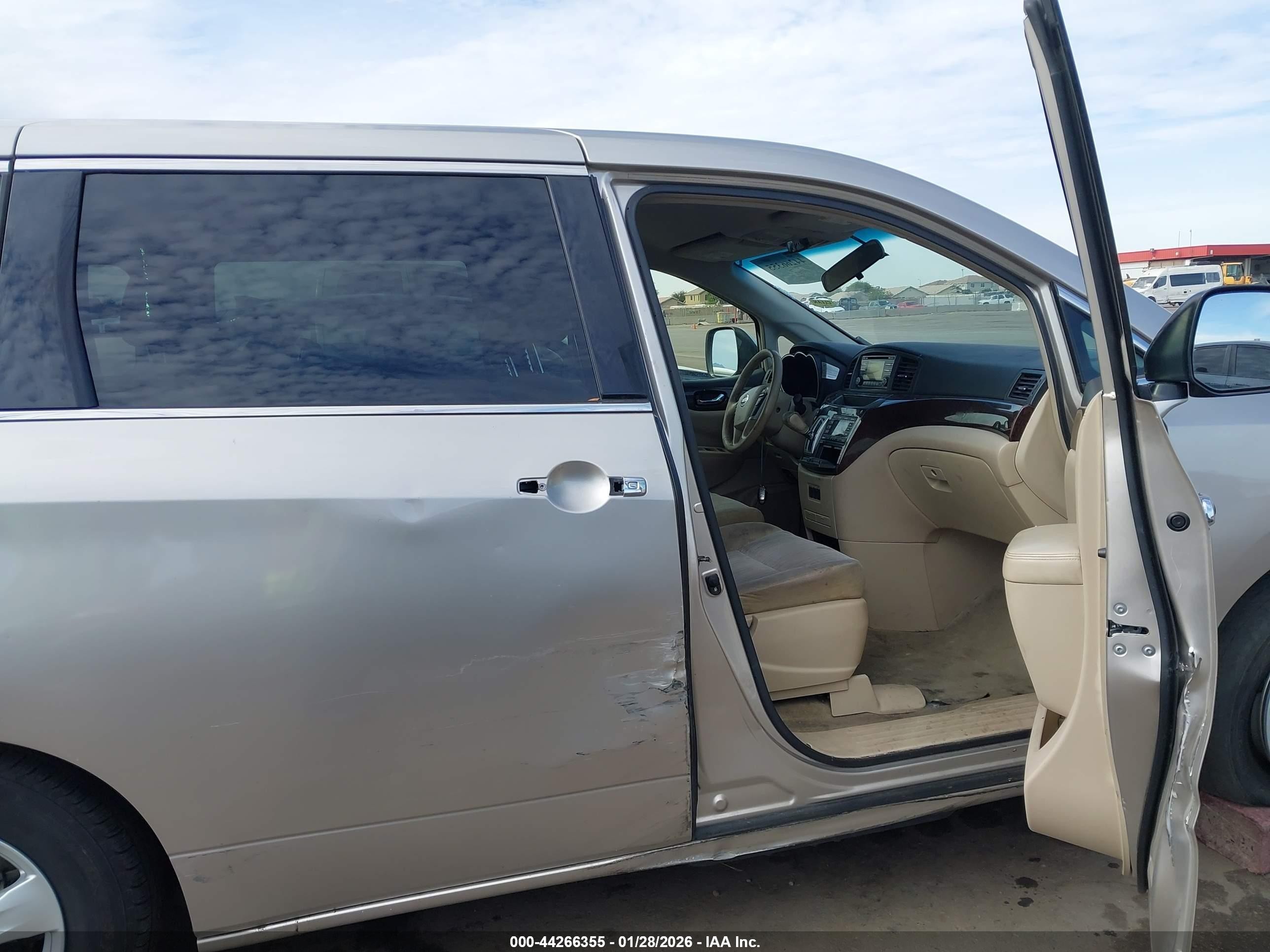 2013 Nissan Quest Sv Серый vin: JN8AE2KP5D9063810