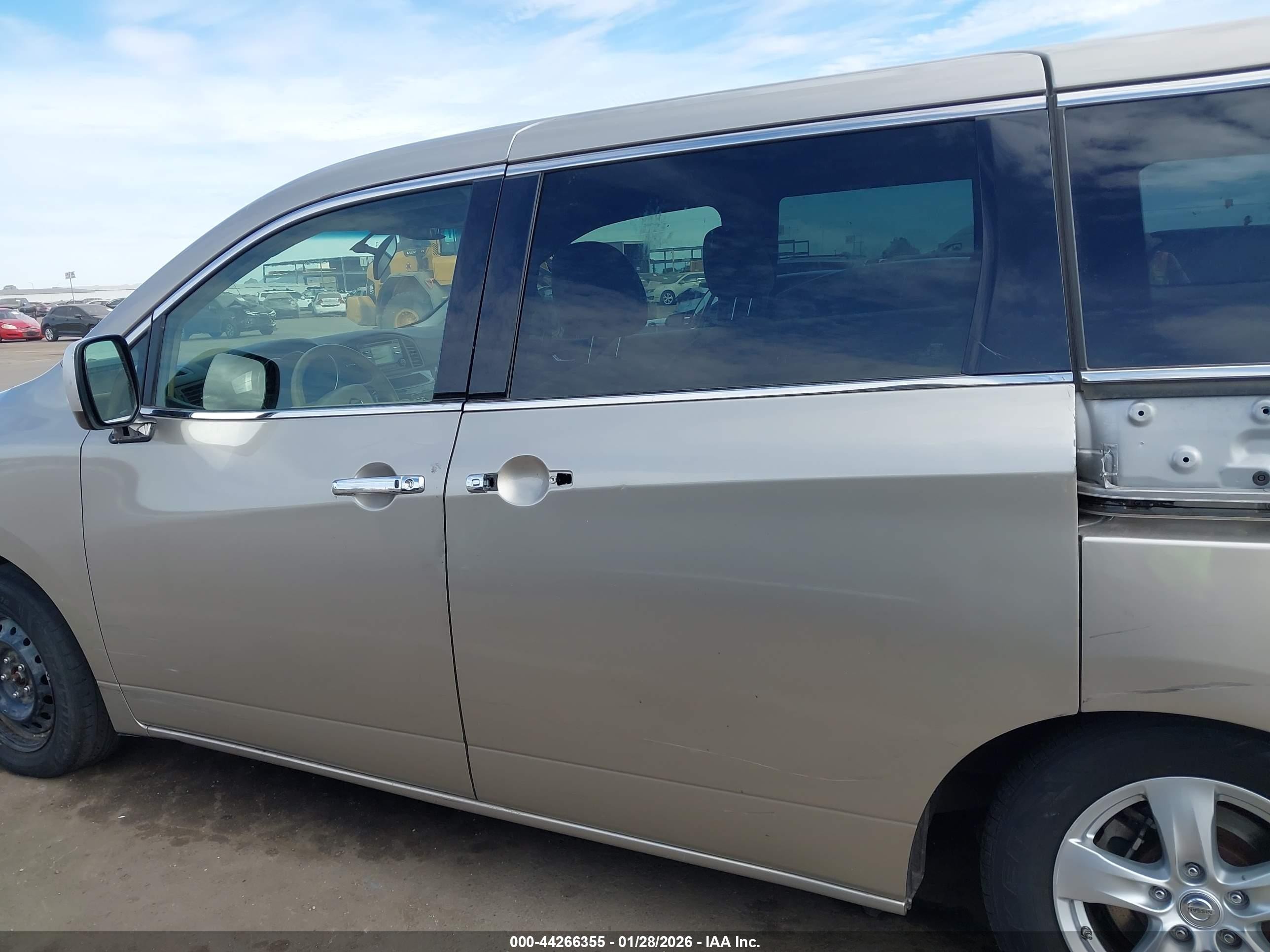 2013 Nissan Quest Sv Серый vin: JN8AE2KP5D9063810