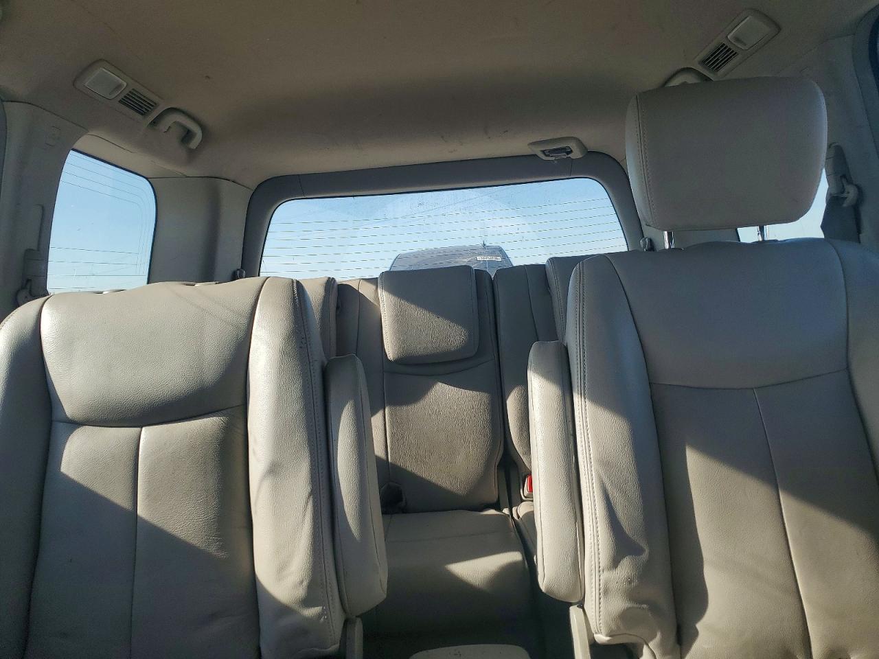 2014 Nissan Quest 3.5 S Серый vin: JN8AE2KP5E9102364