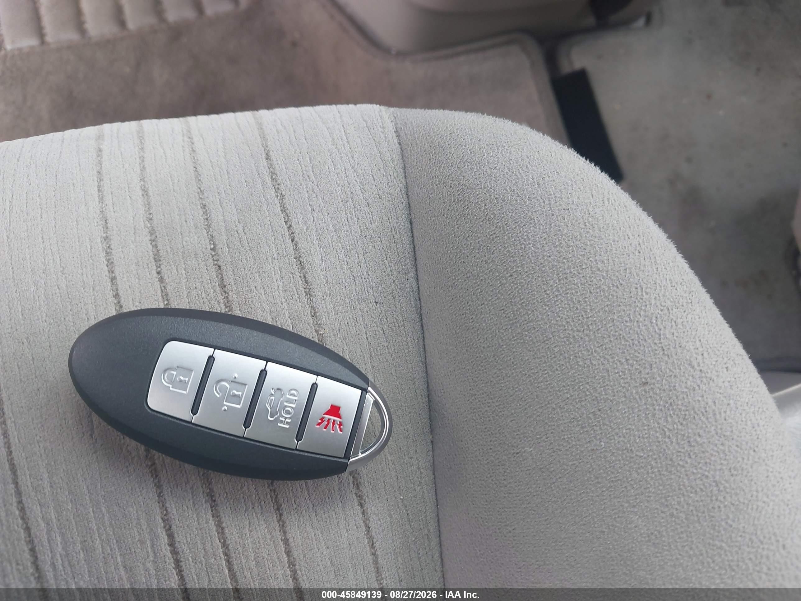2014 Nissan Quest Sv Silver vin: JN8AE2KP5E9107564
