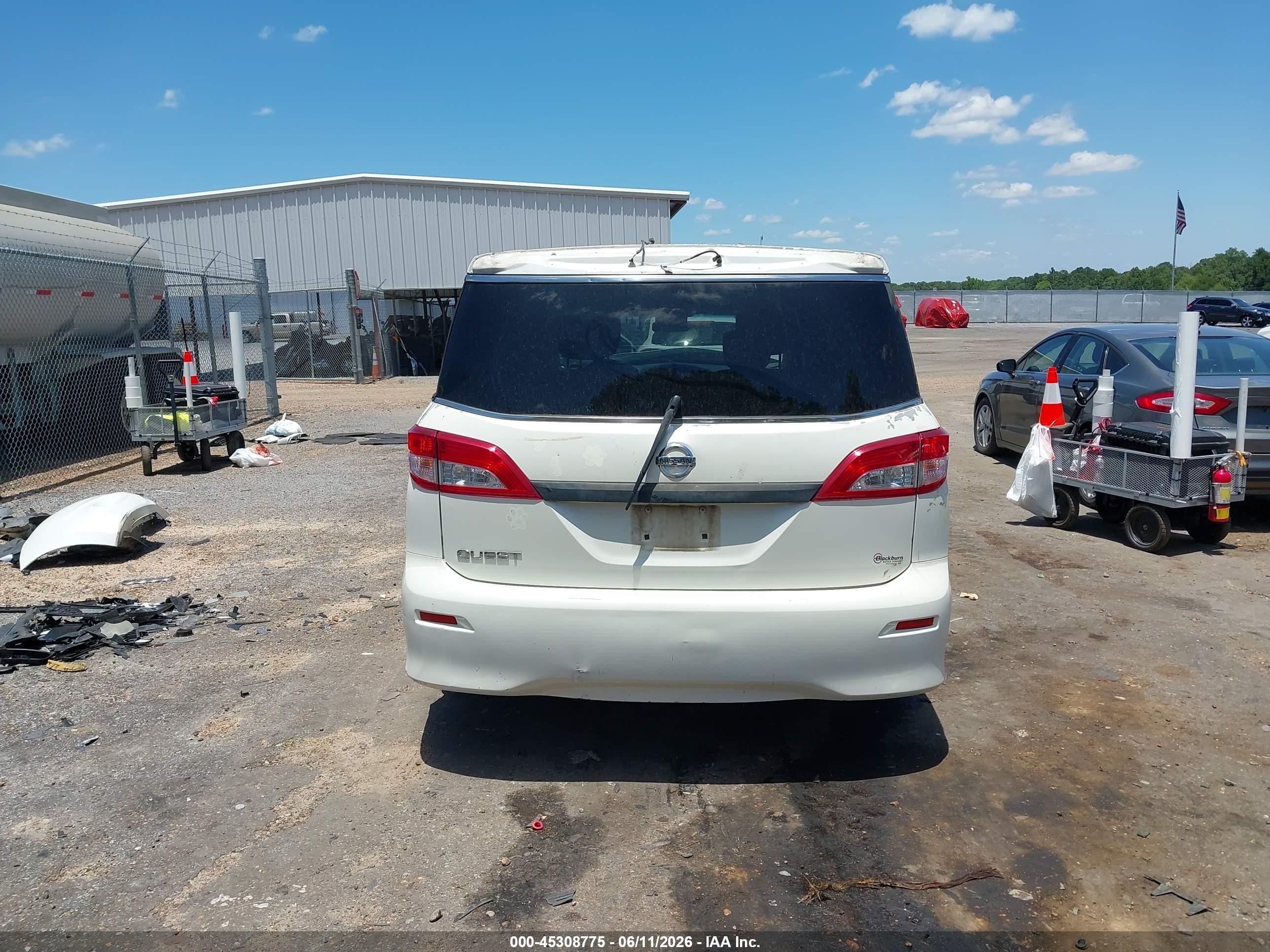 2015 Nissan Quest S White vin: JN8AE2KP5F9132868