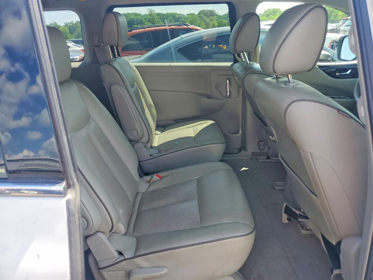 2015 Nissan Quest 3.5 Sv White vin: JN8AE2KP6F9133351