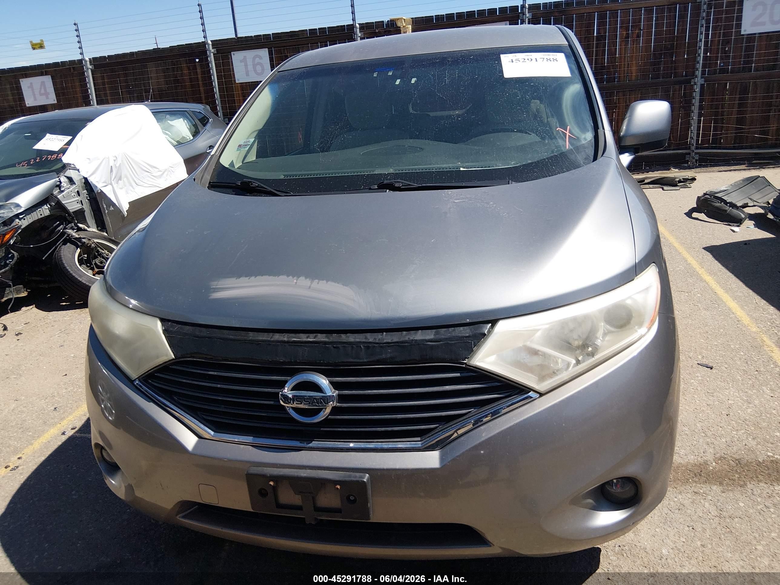 2011 Nissan Quest Sv Tan vin: JN8AE2KP7B9005498