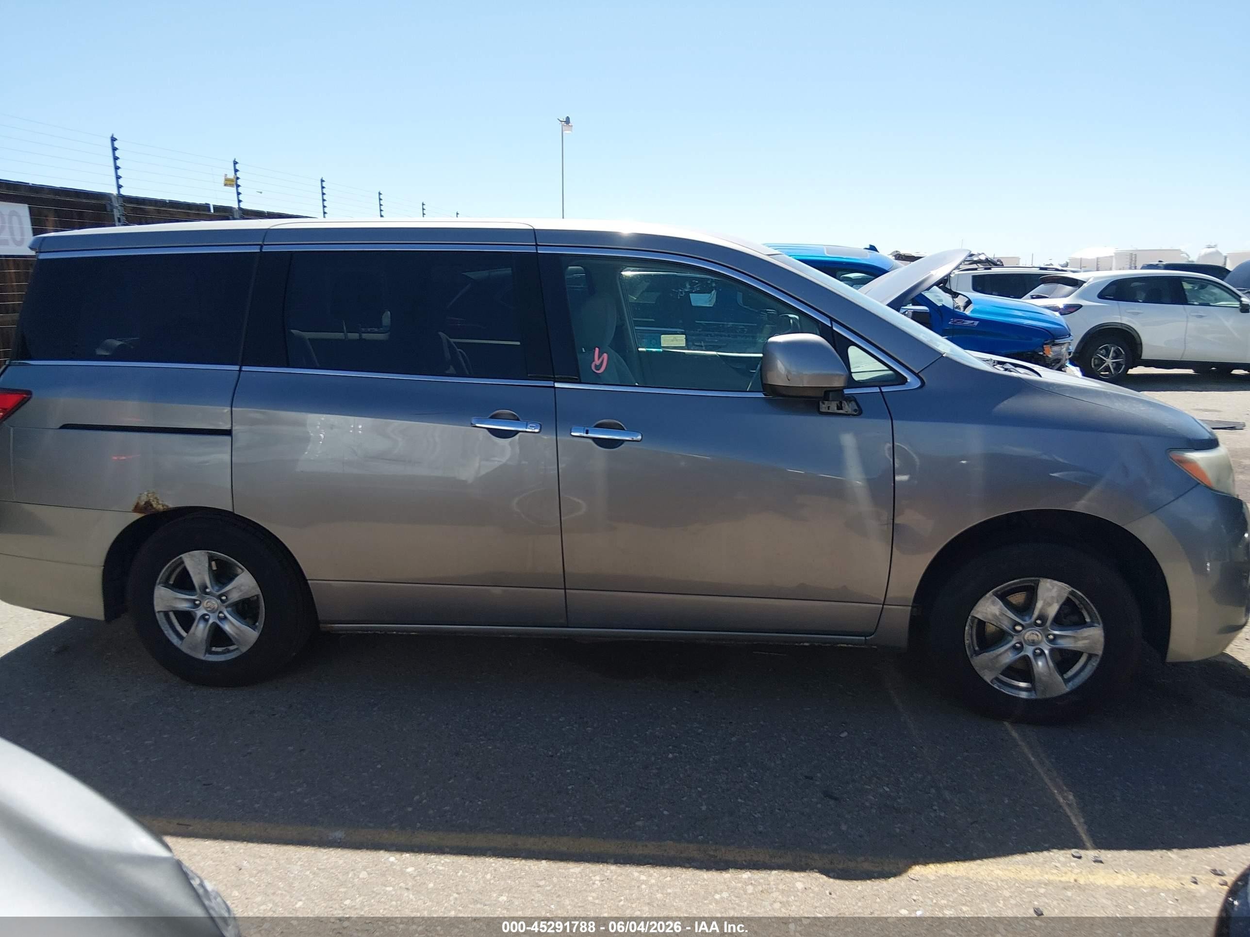 2011 Nissan Quest Sv Tan vin: JN8AE2KP7B9005498