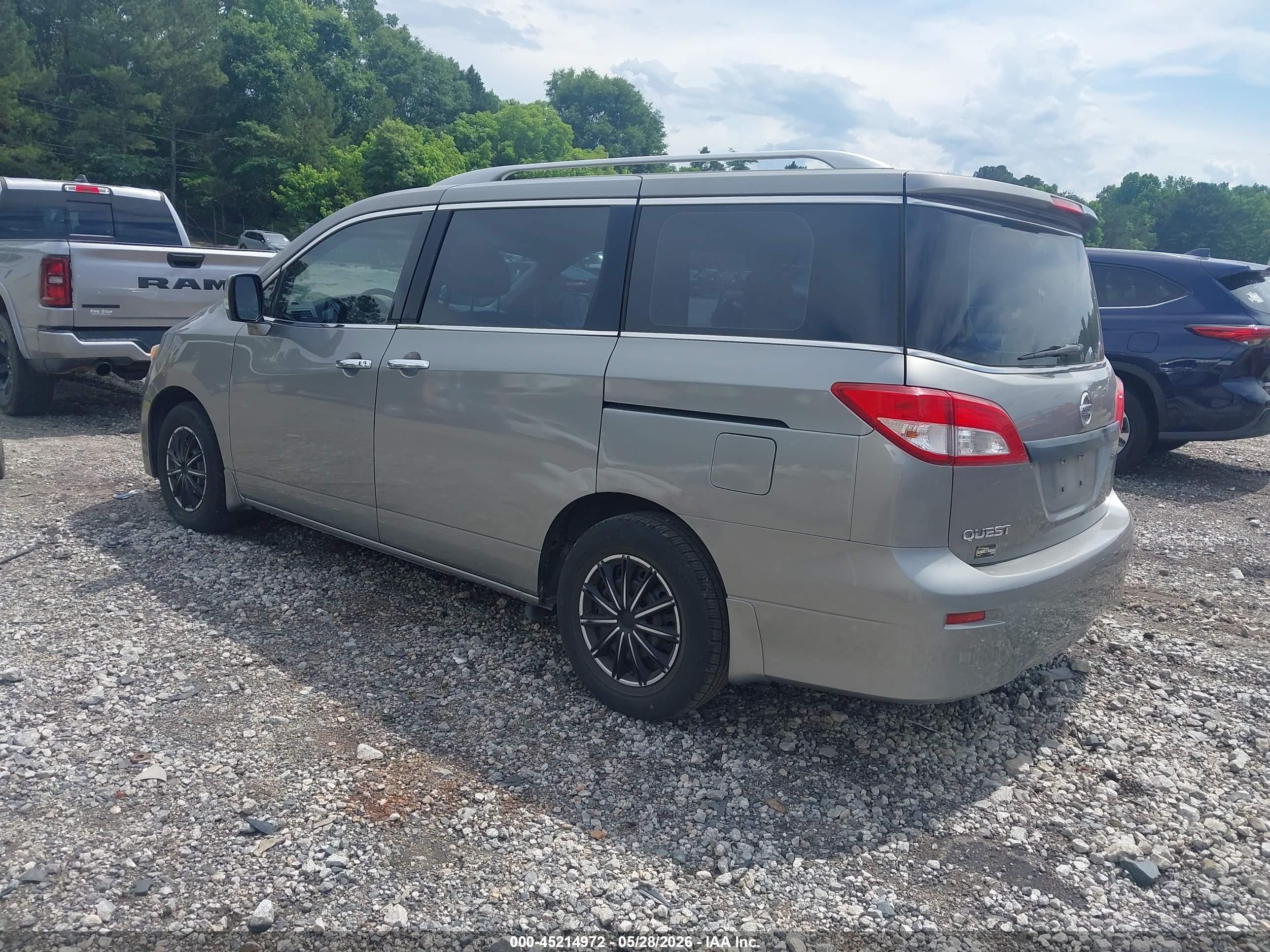 2013 Nissan Quest S Beige vin: JN8AE2KP7D9071813