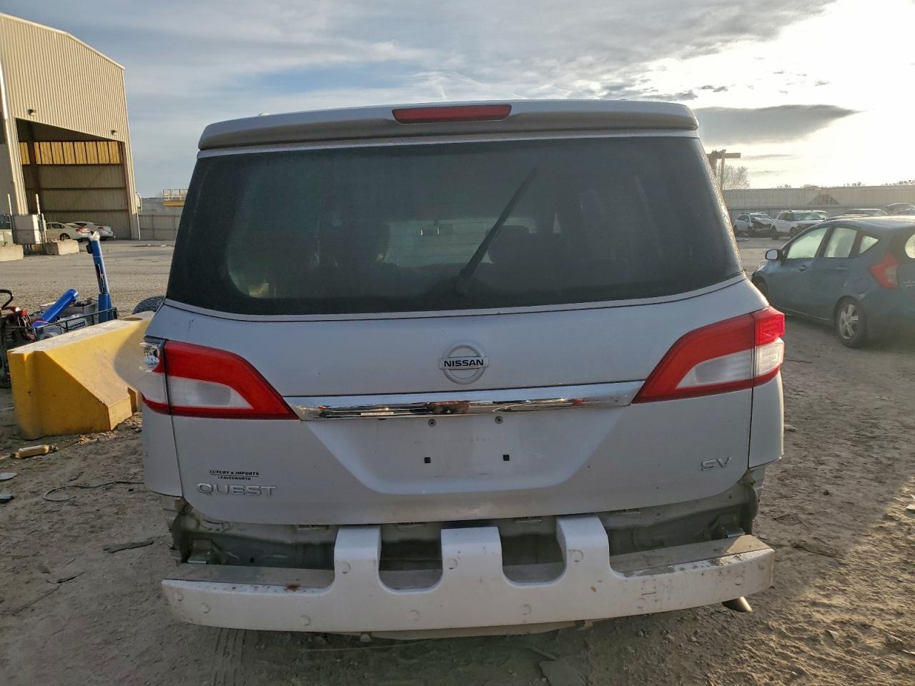 2016 Nissan Quest S Silver vin: JN8AE2KP7G9154680
