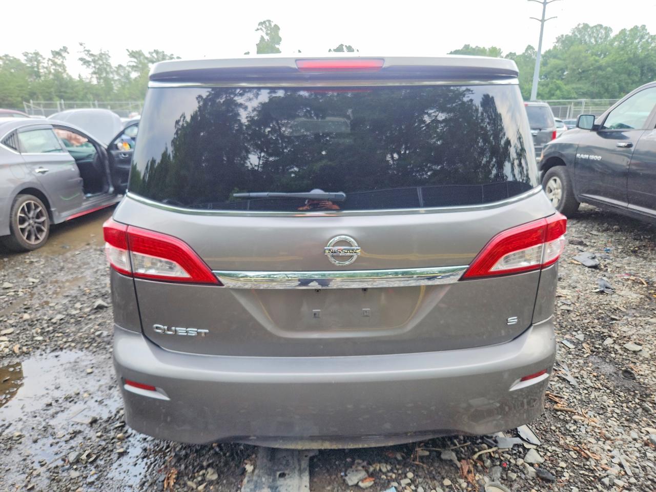2011 Nissan Quest S/sv/sl/le Silver vin: JN8AE2KP8B9007325