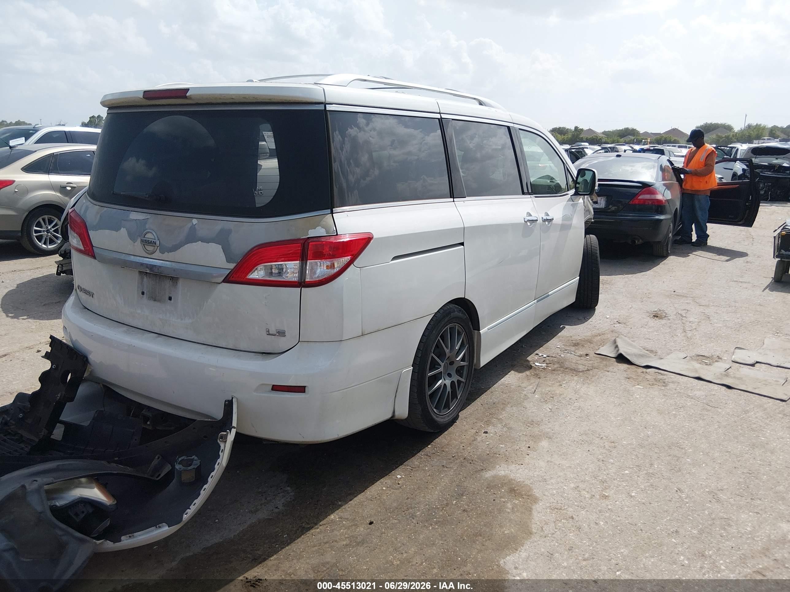 2012 Nissan Quest Le White vin: JN8AE2KP8C9032338