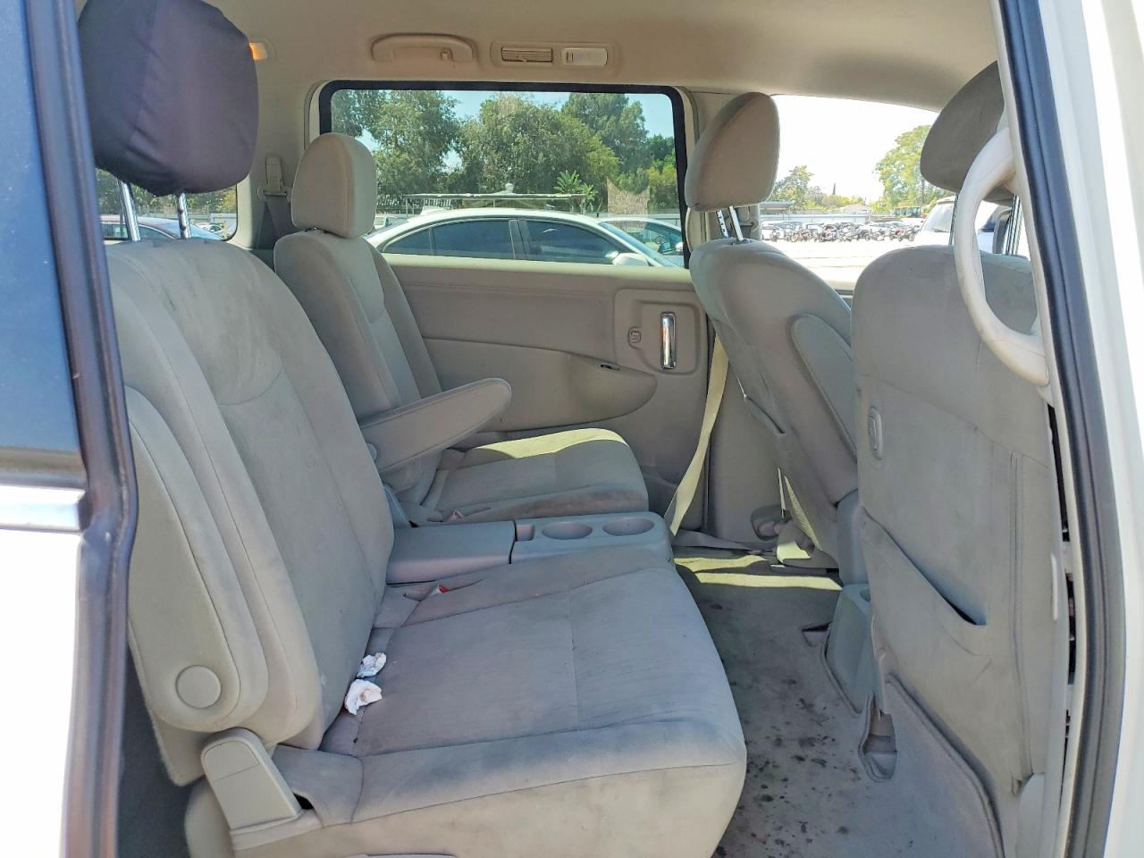2014 Nissan Quest 3.5 Sv White vin: JN8AE2KP8E9108384
