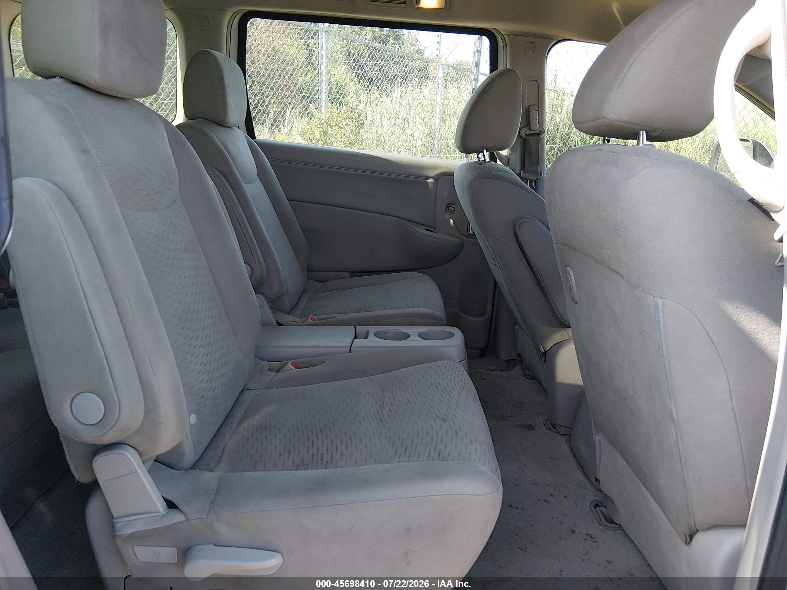 2015 Nissan Quest S Gray vin: JN8AE2KP8F9120892