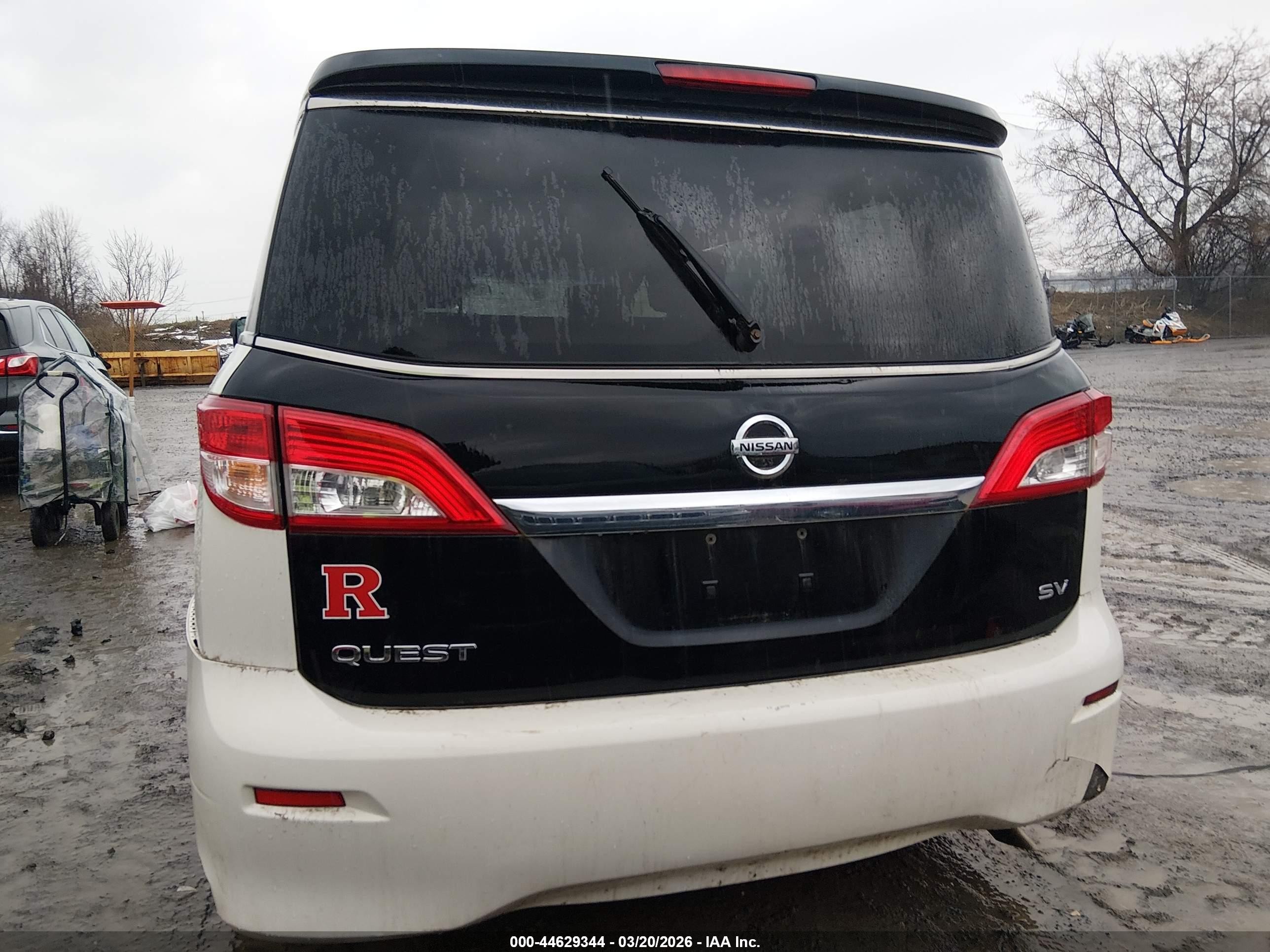 2015 Nissan Quest Platinum/s/sl/sv White vin: JN8AE2KP8F9127695