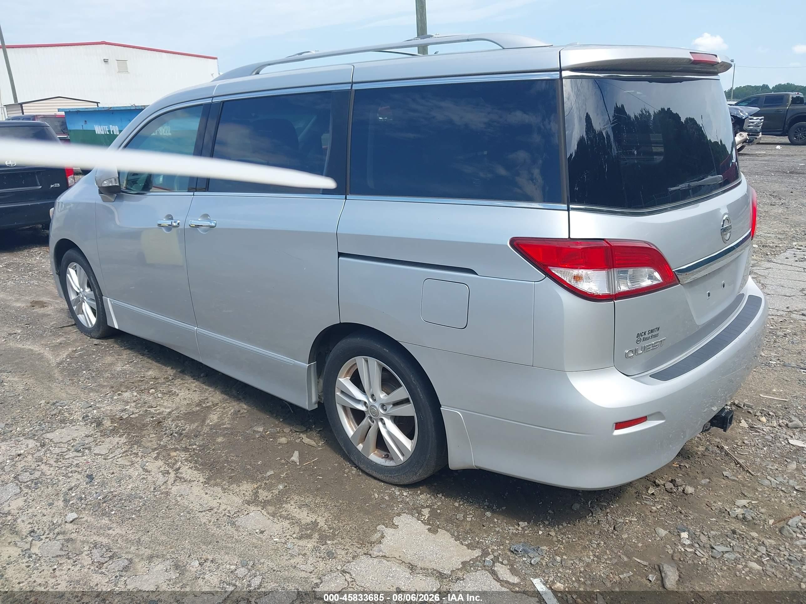 2011 Nissan Quest Le Silver vin: JN8AE2KP9B9011948