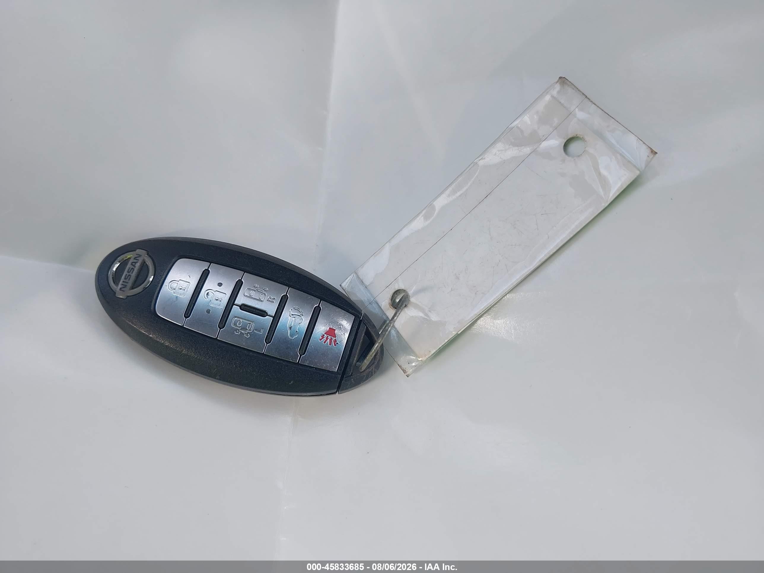 2011 Nissan Quest Le Silver vin: JN8AE2KP9B9011948