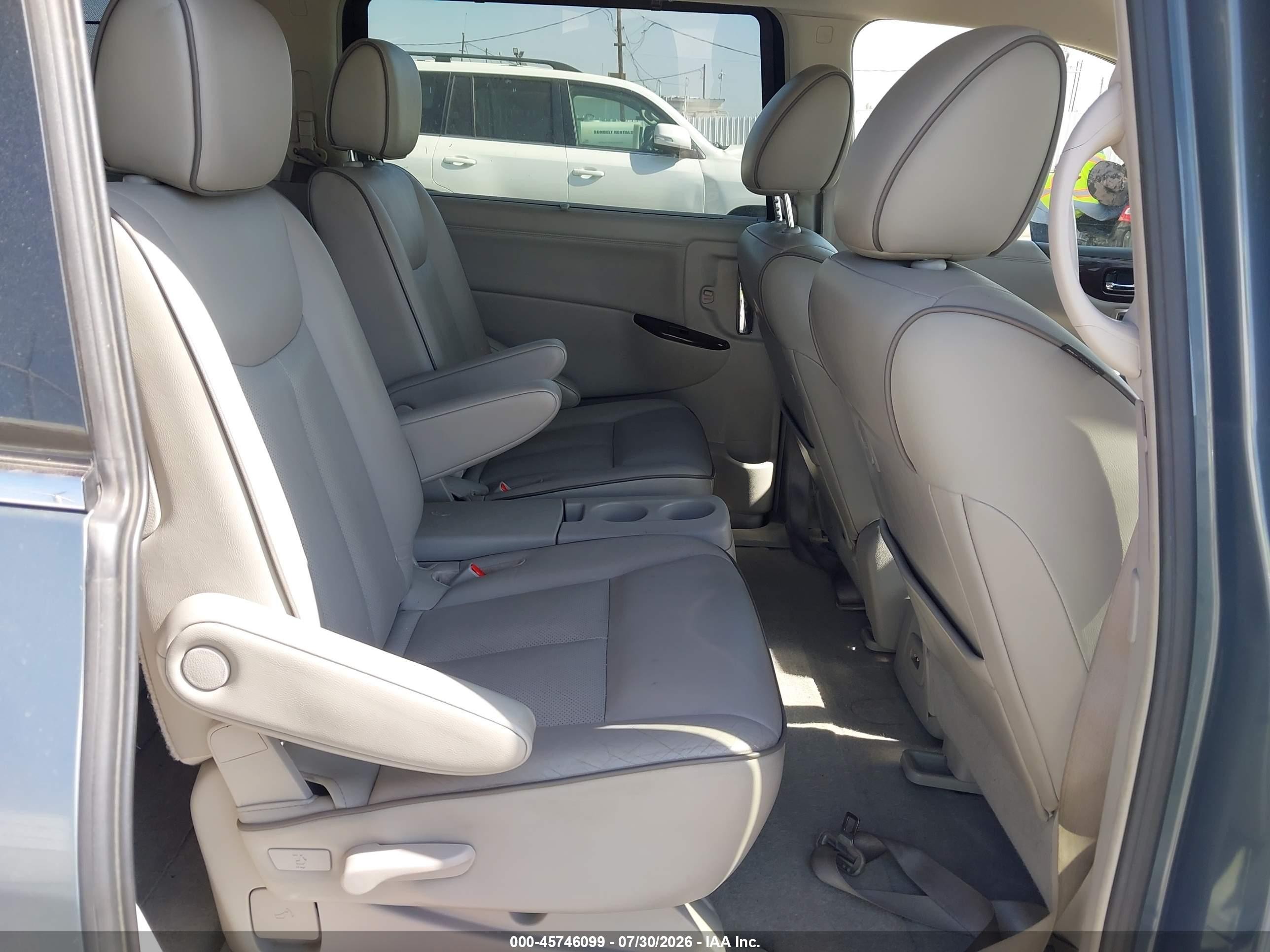 2012 Nissan Quest Le Blue vin: JN8AE2KP9C9044790