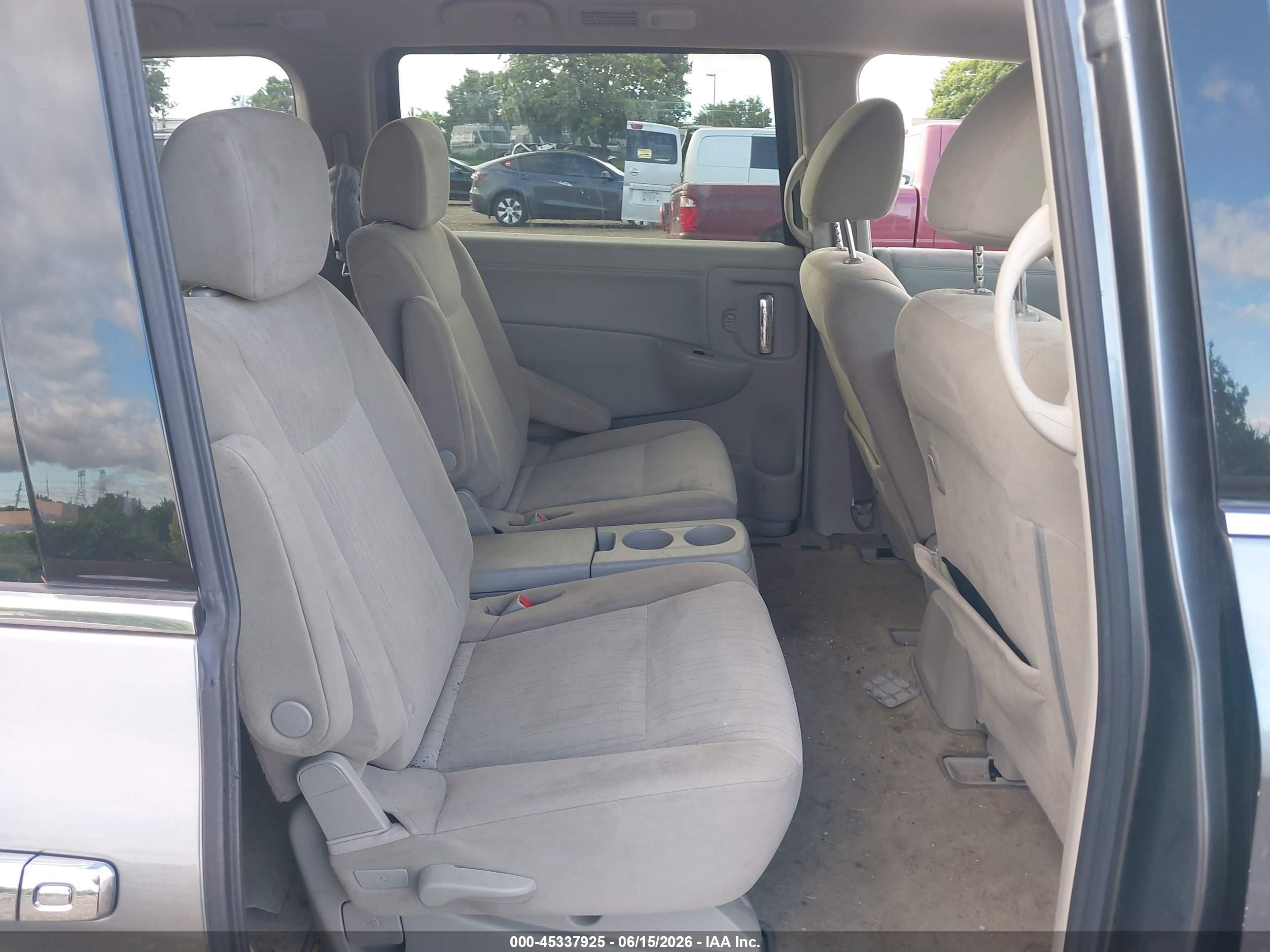 2015 Nissan Quest Platinum/s/sl/sv Gray vin: JN8AE2KP9F9125115