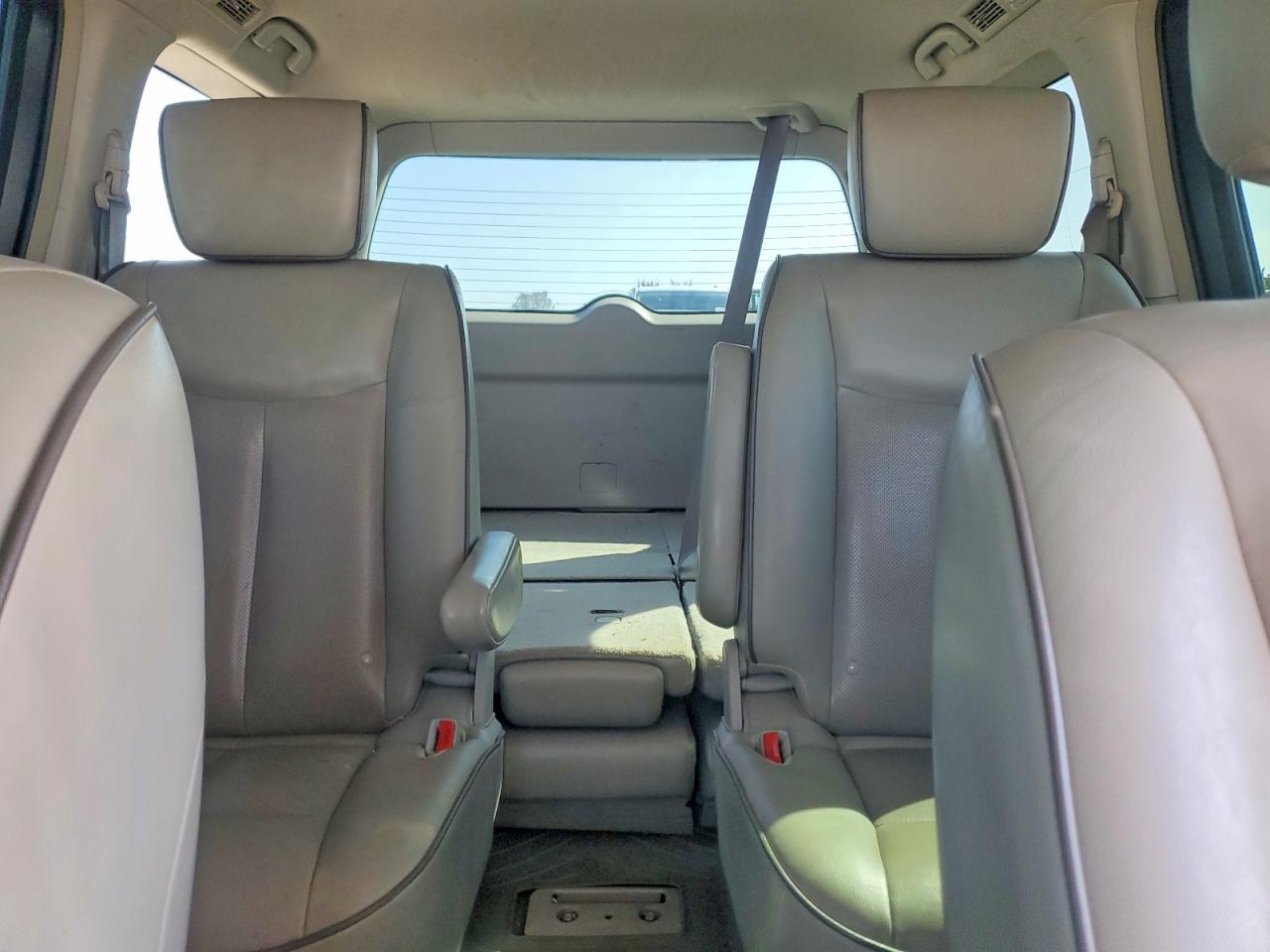 2015 Nissan Quest 3.5 Sl Silver vin: JN8AE2KP9F9129701