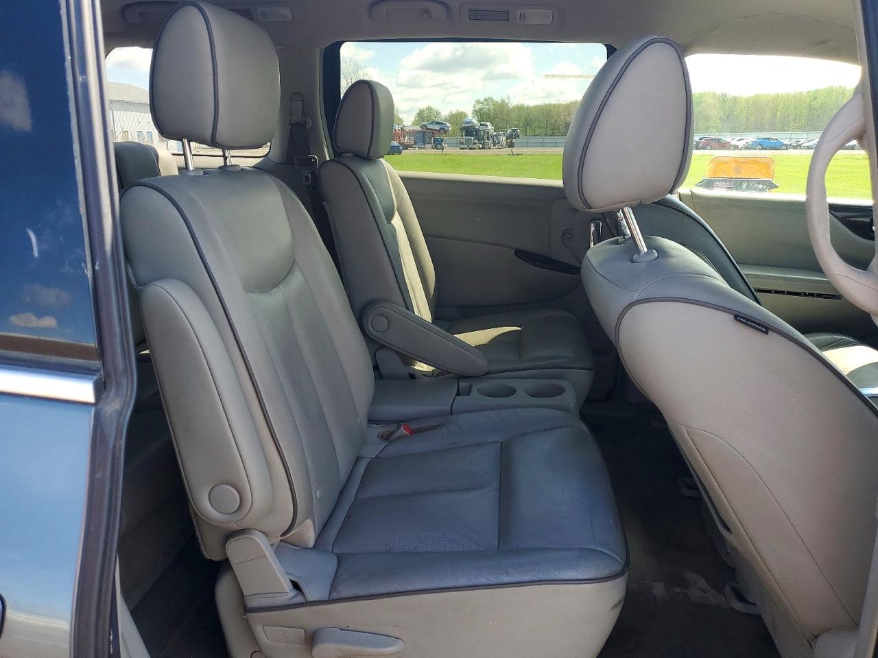 2011 Nissan Quest Blue vin: JN8AE2KPXB9007567