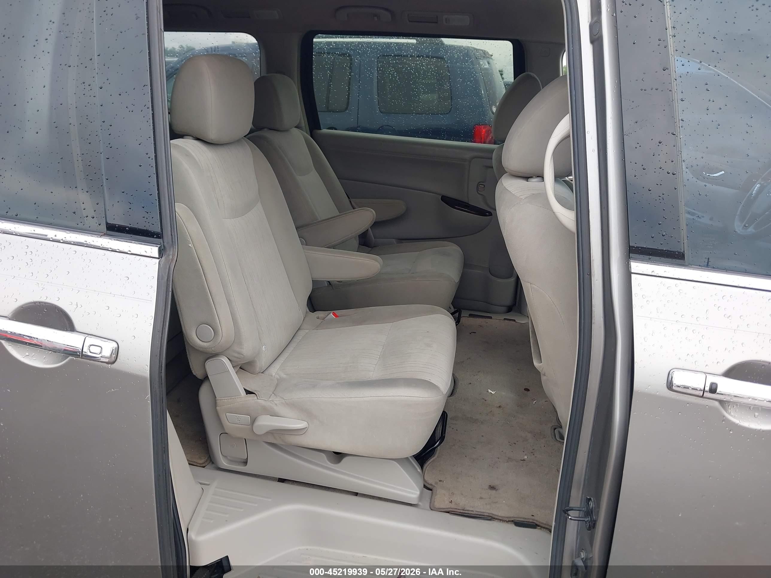 2012 Nissan Quest Sv Gray vin: JN8AE2KPXC9032860