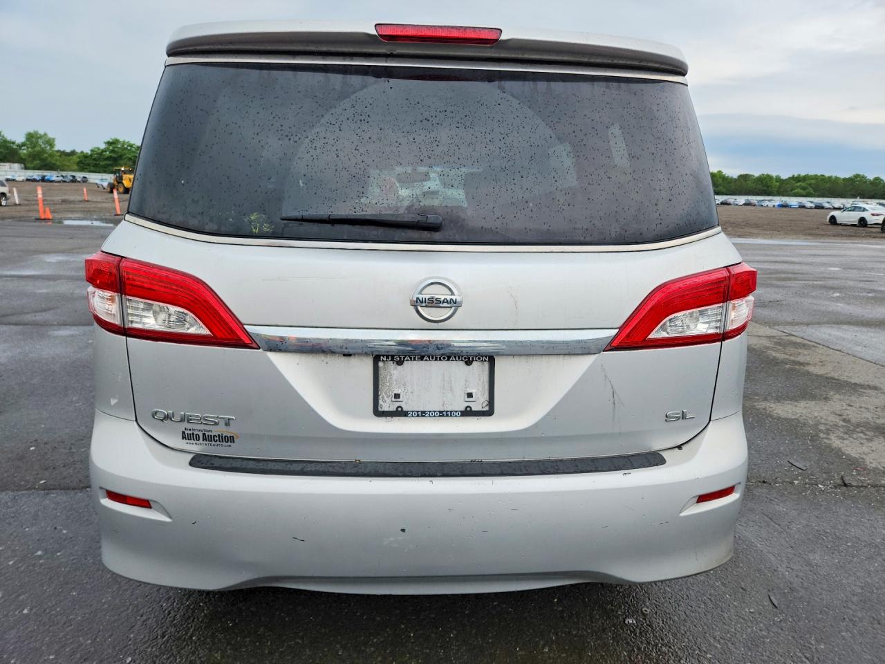 2012 Nissan Quest Silver vin: JN8AE2KPXC9046080