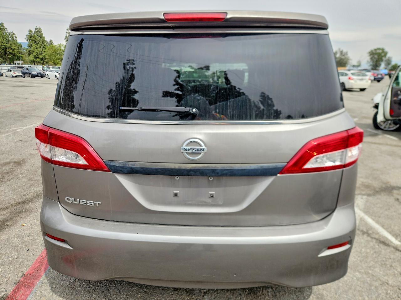 2013 Nissan Quest 3.5 S Silver vin: JN8AE2KPXD9069005