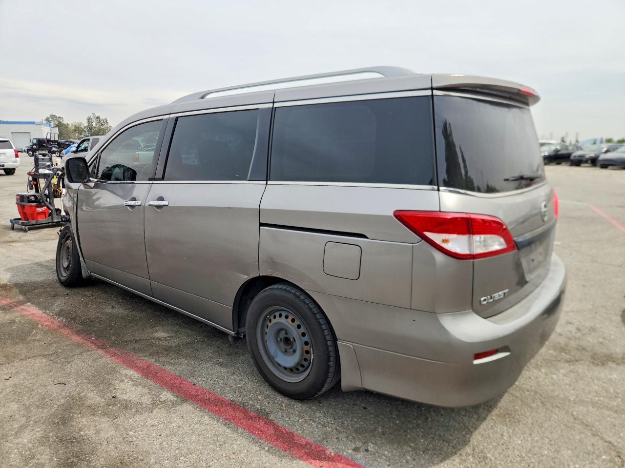 2013 Nissan Quest 3.5 S Silver vin: JN8AE2KPXD9069005