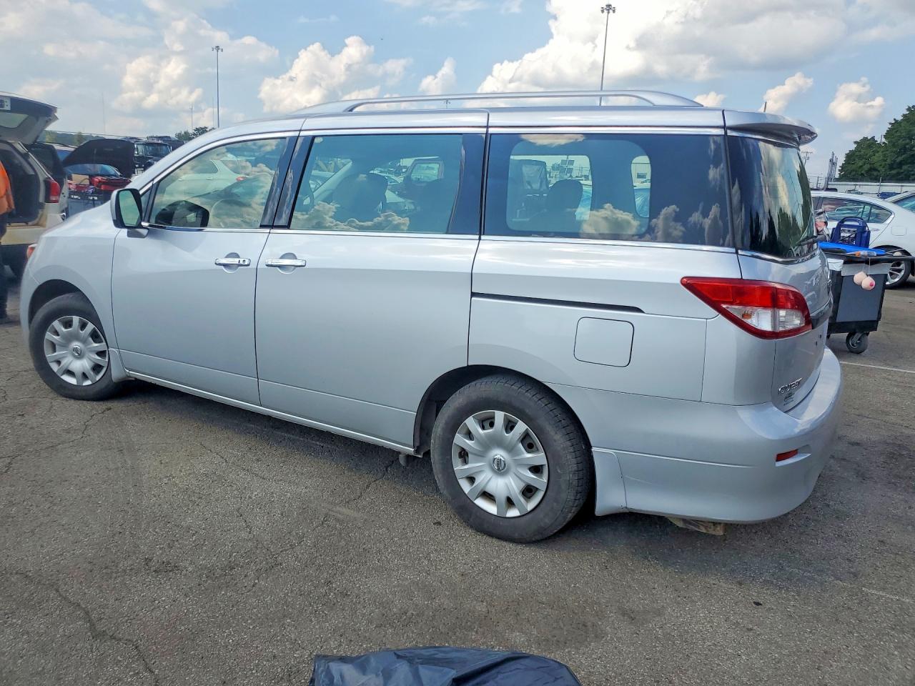 2014 Nissan Quest 3.5 S Серебряный vin: JN8AE2KPXE9104689