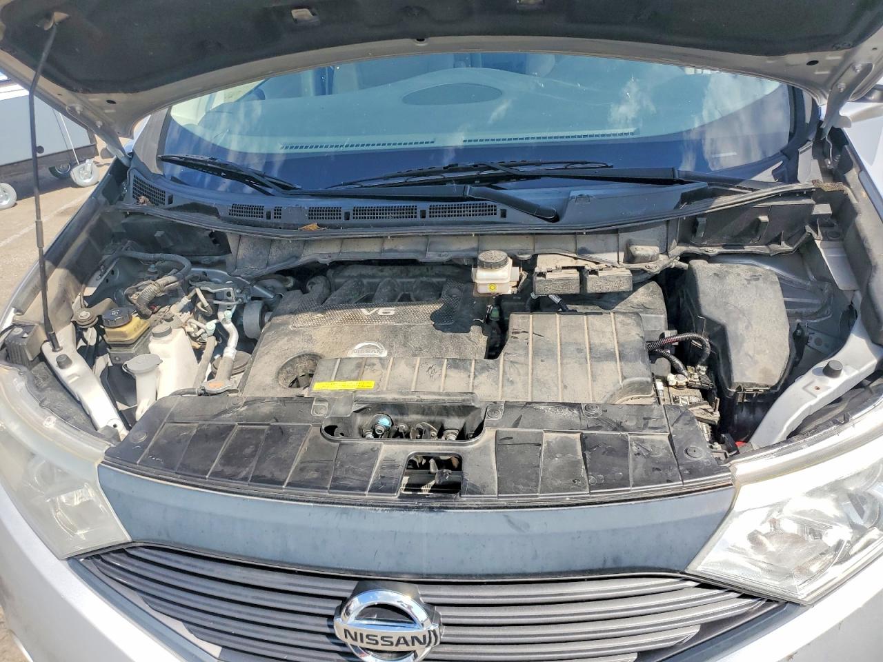 2014 Nissan Quest 3.5 S Серебряный vin: JN8AE2KPXE9104689