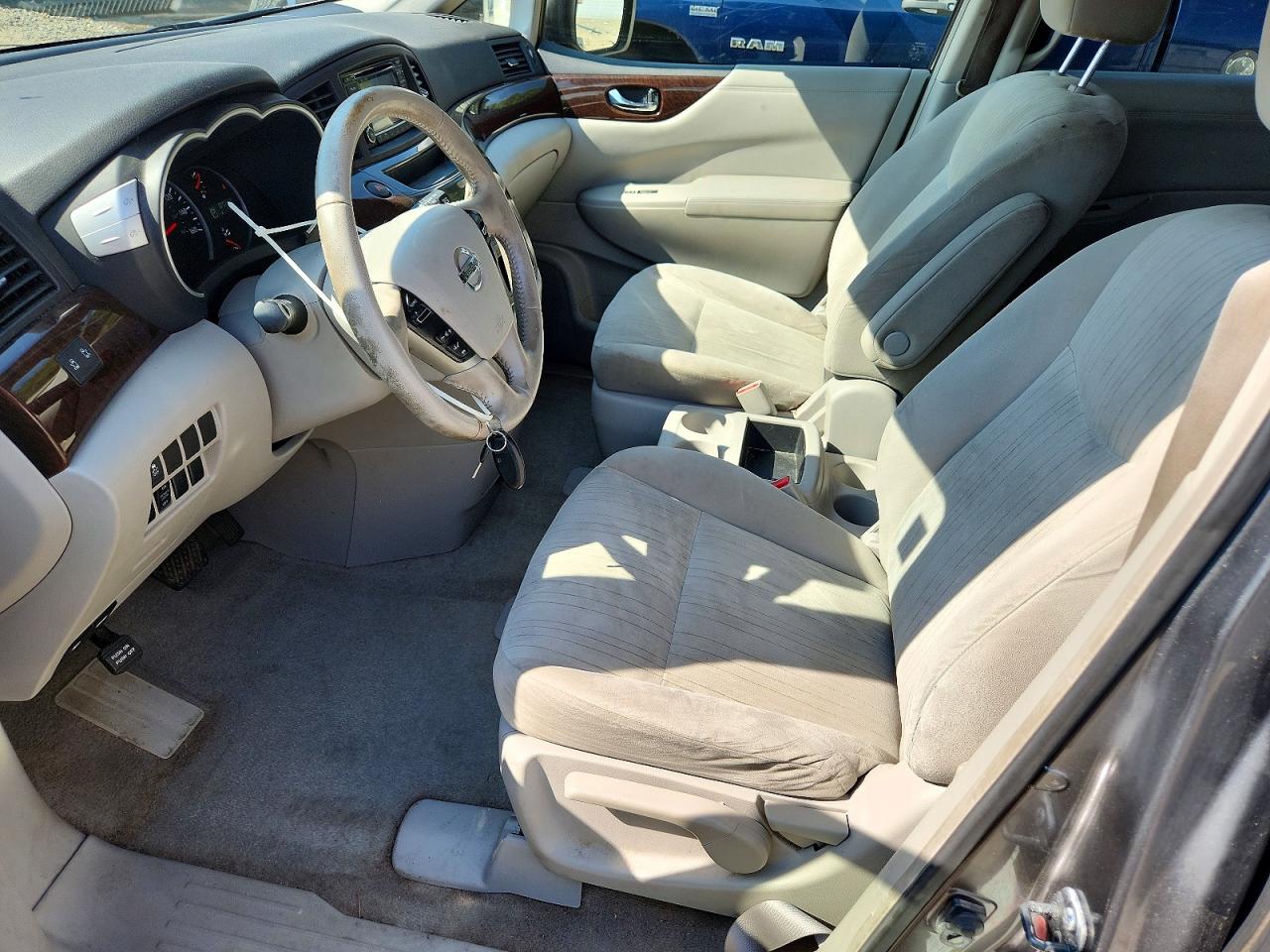 2015 Nissan Quest 3.5 Sv Серый vin: JN8AE2KPXF9122305