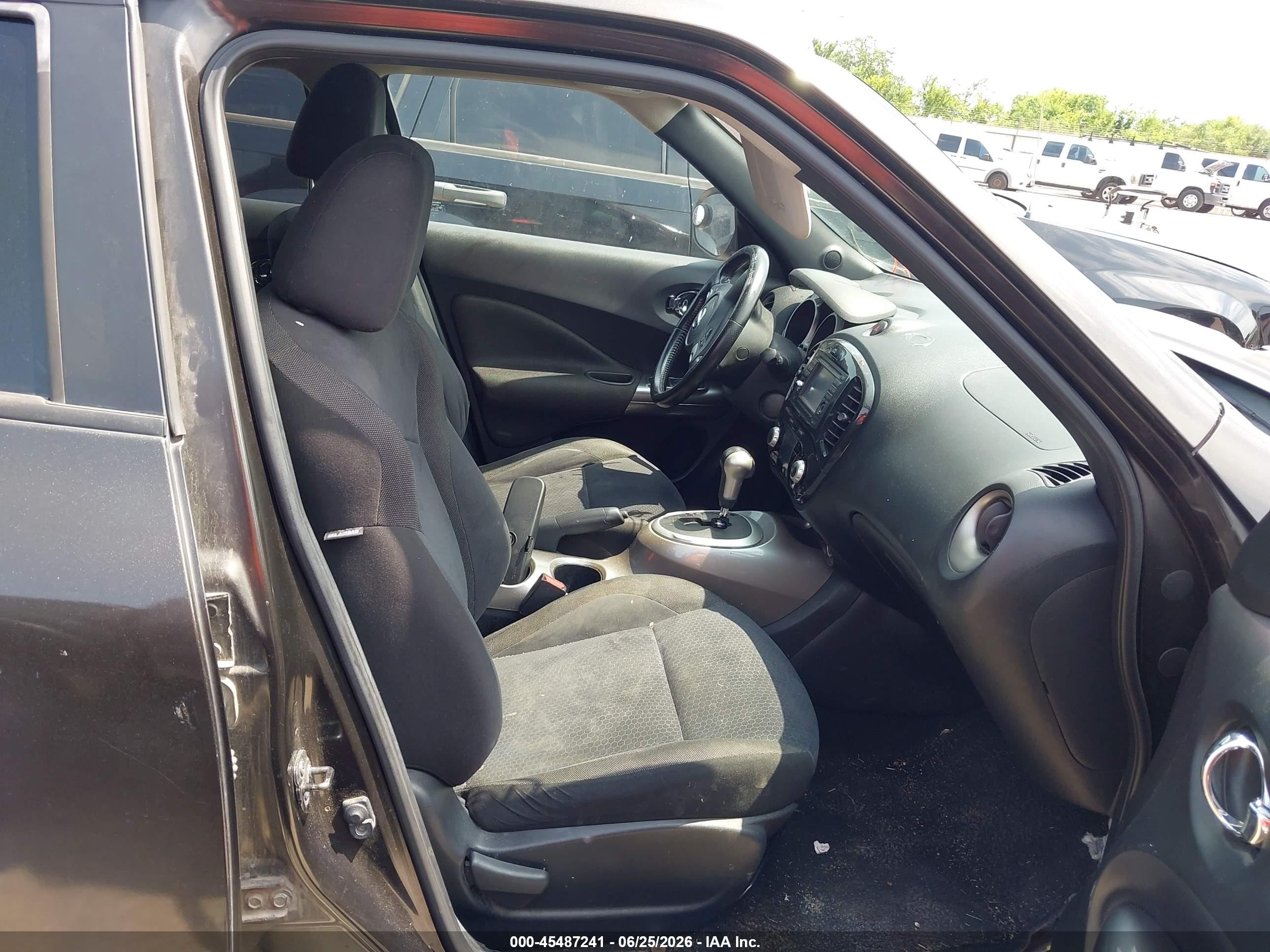 2011 Nissan Juke Sv Black vin: JN8AF5MR0BT004225