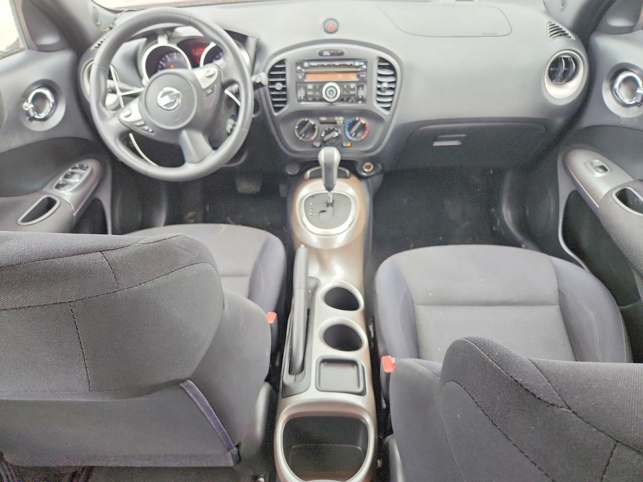 2011 Nissan Juke S Red vin: JN8AF5MR0BT015242