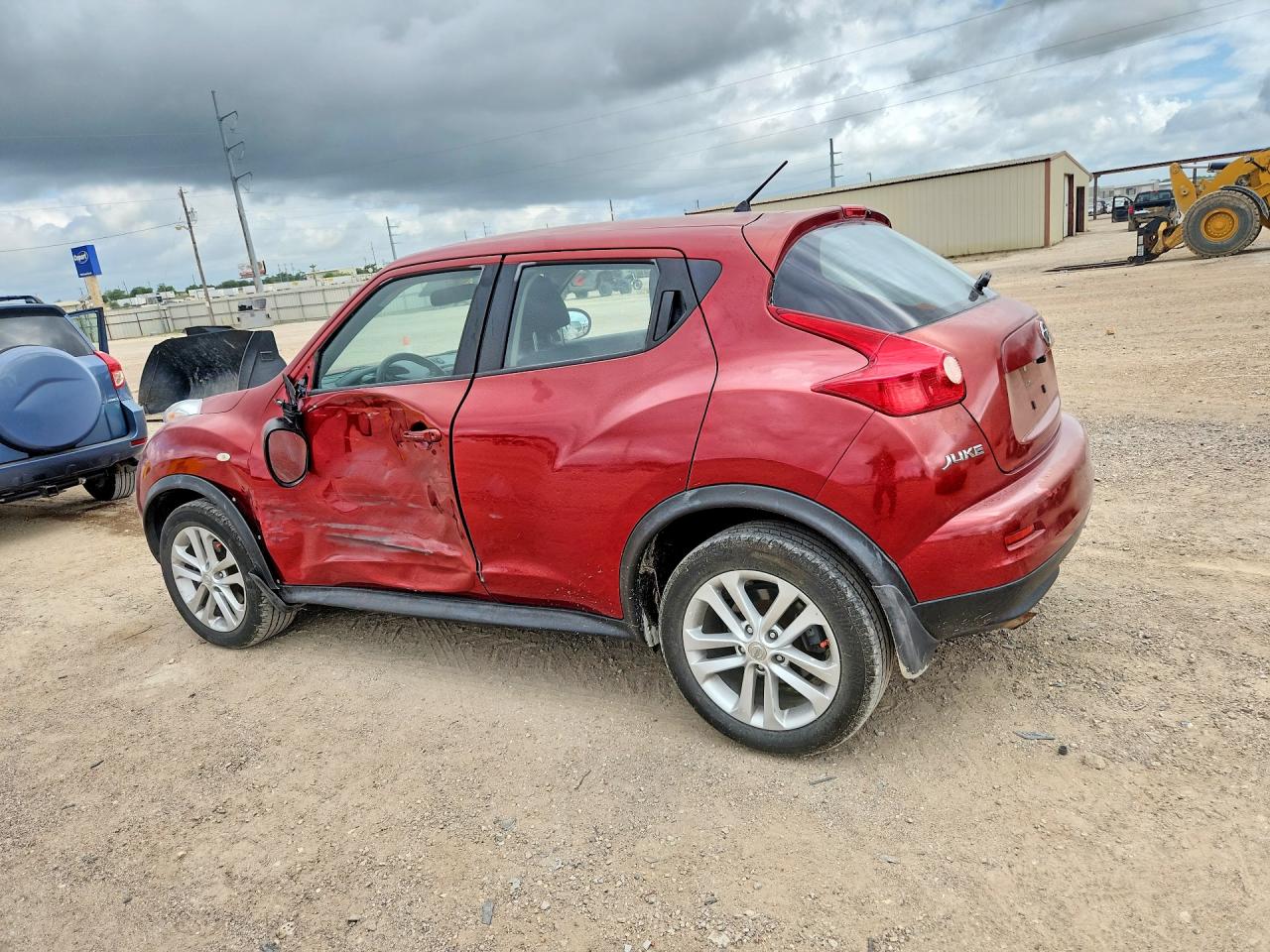 2011 Nissan Juke S Red vin: JN8AF5MR0BT015242