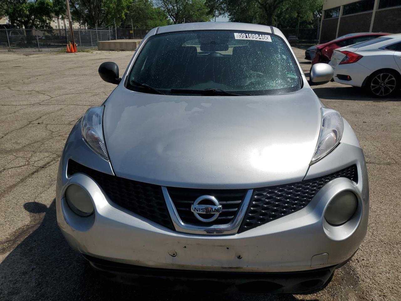 2011 Nissan Juke S Gray vin: JN8AF5MR0BT017069 Damage: Grille, Loose, Repair Required