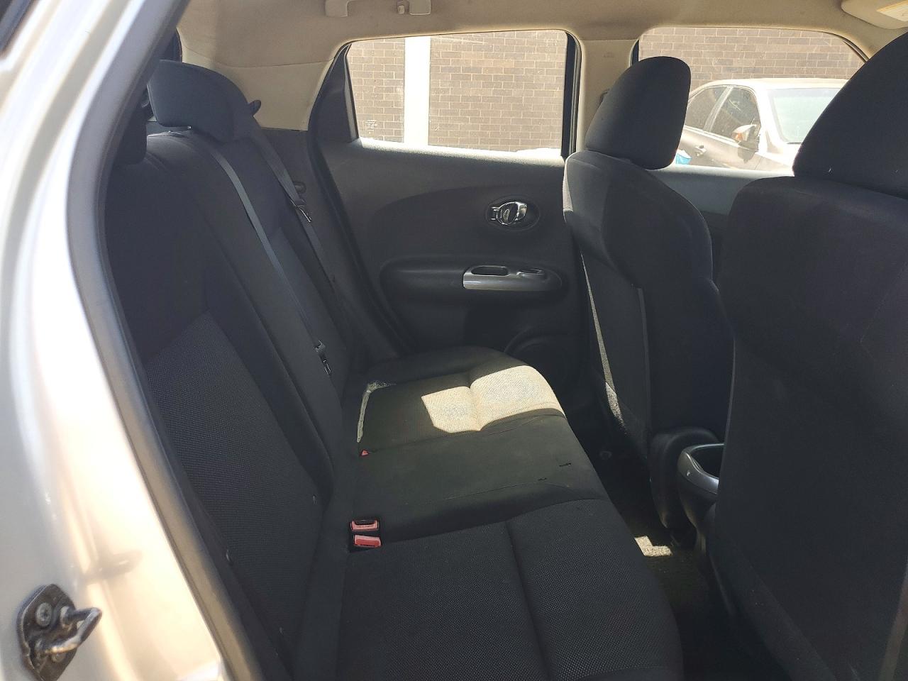 2011 Nissan Juke S Gray vin: JN8AF5MR0BT017069