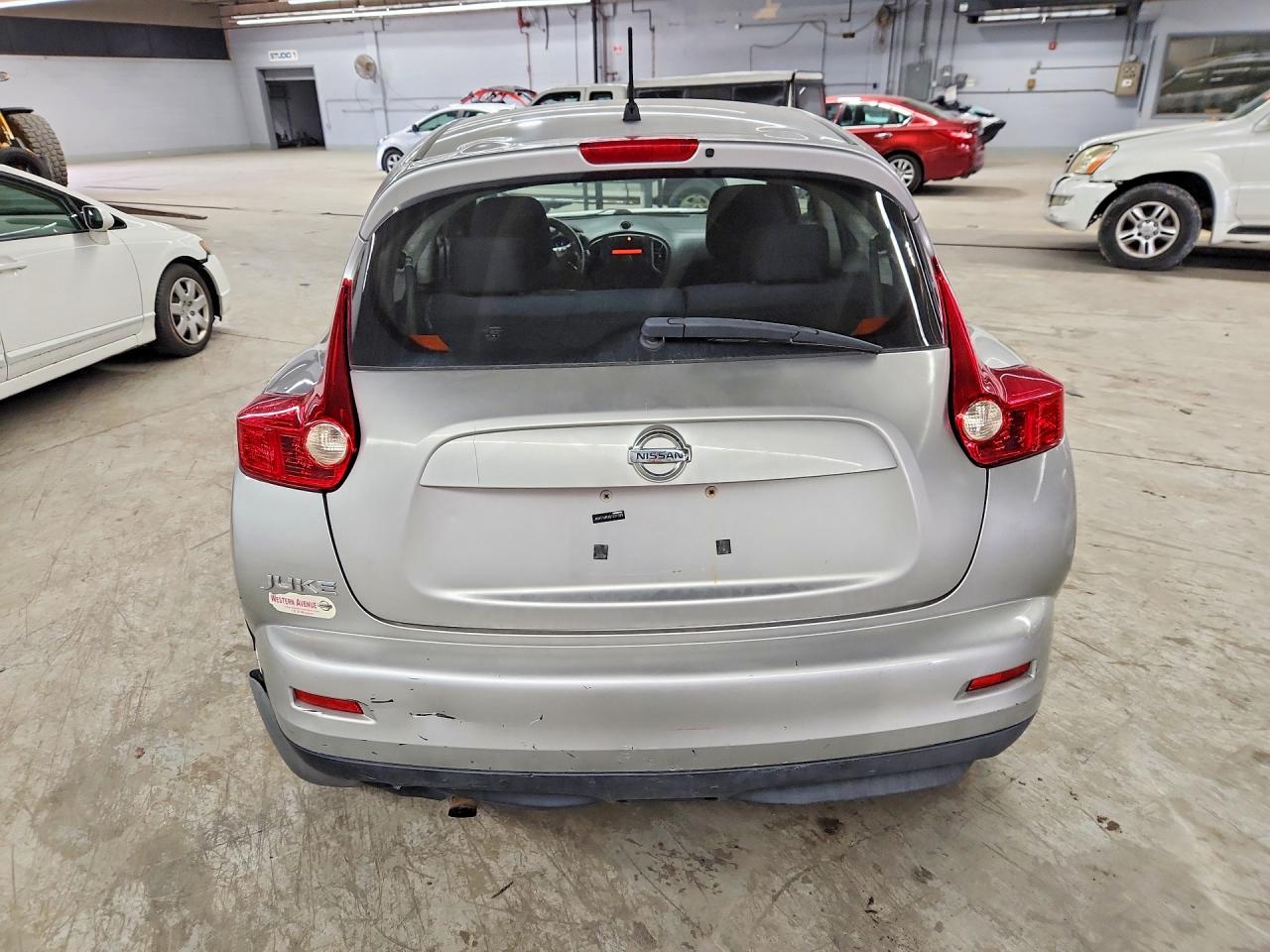 2011 Nissan Juke S Silver vin: JN8AF5MR0BT017069